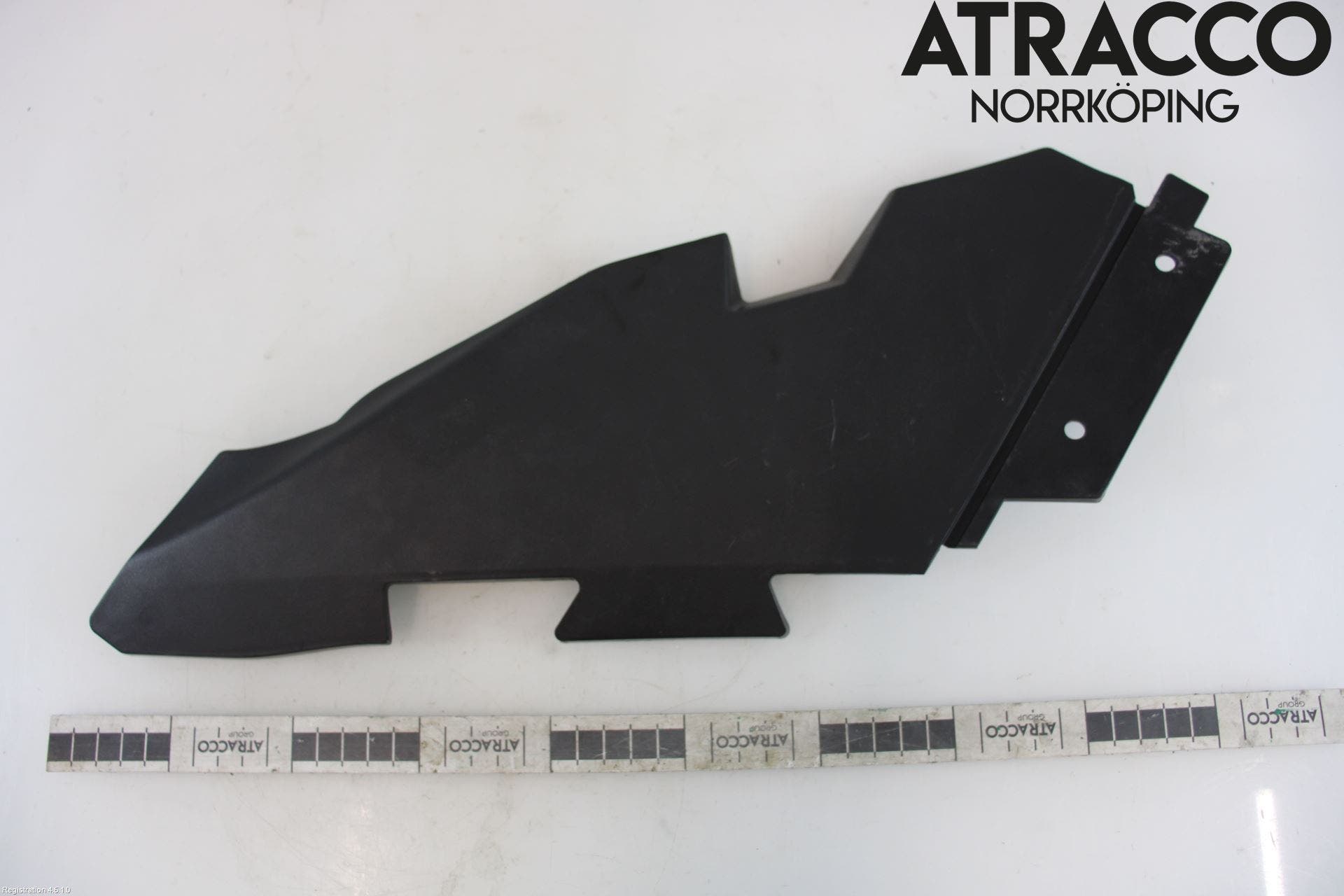 Mercedes-Benz MB B-KLASS (W245) 05-12 Strålkastarsarg Vänster