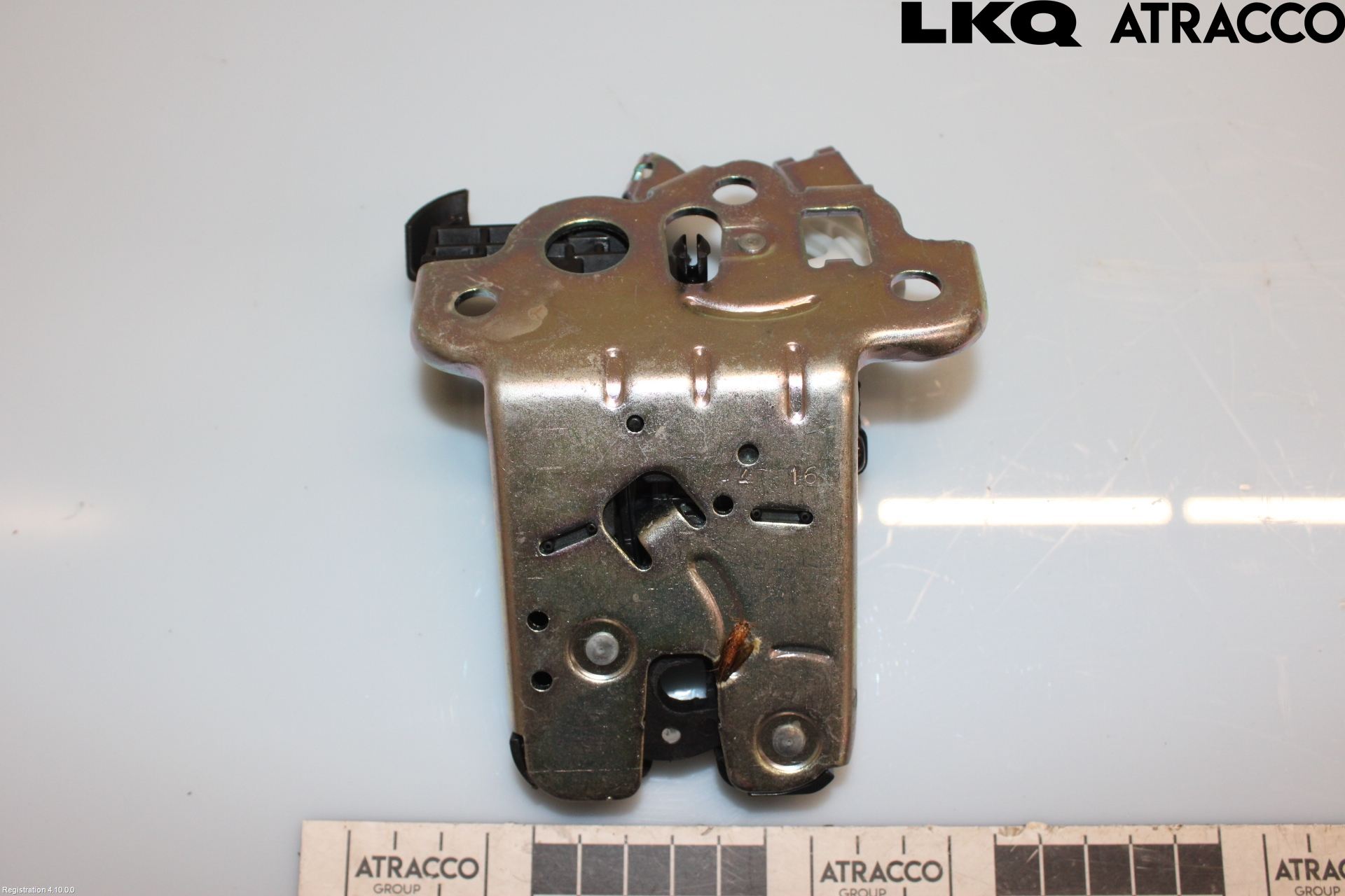 Audi Q3 8U 12-18 Låskista Baklucka