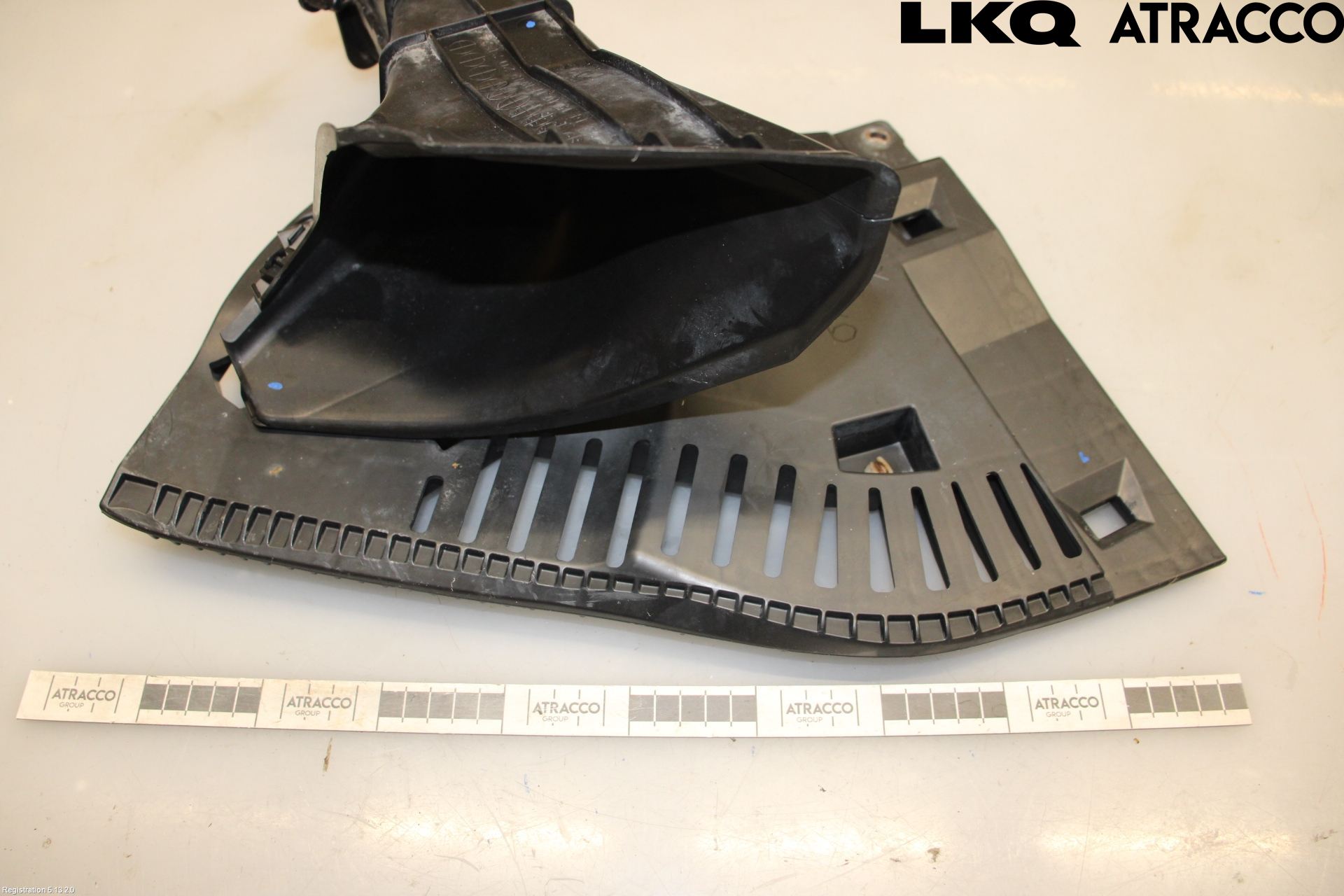 Lexus IS 250/350 14-20 Deflektor Plåt-Plast Kylning