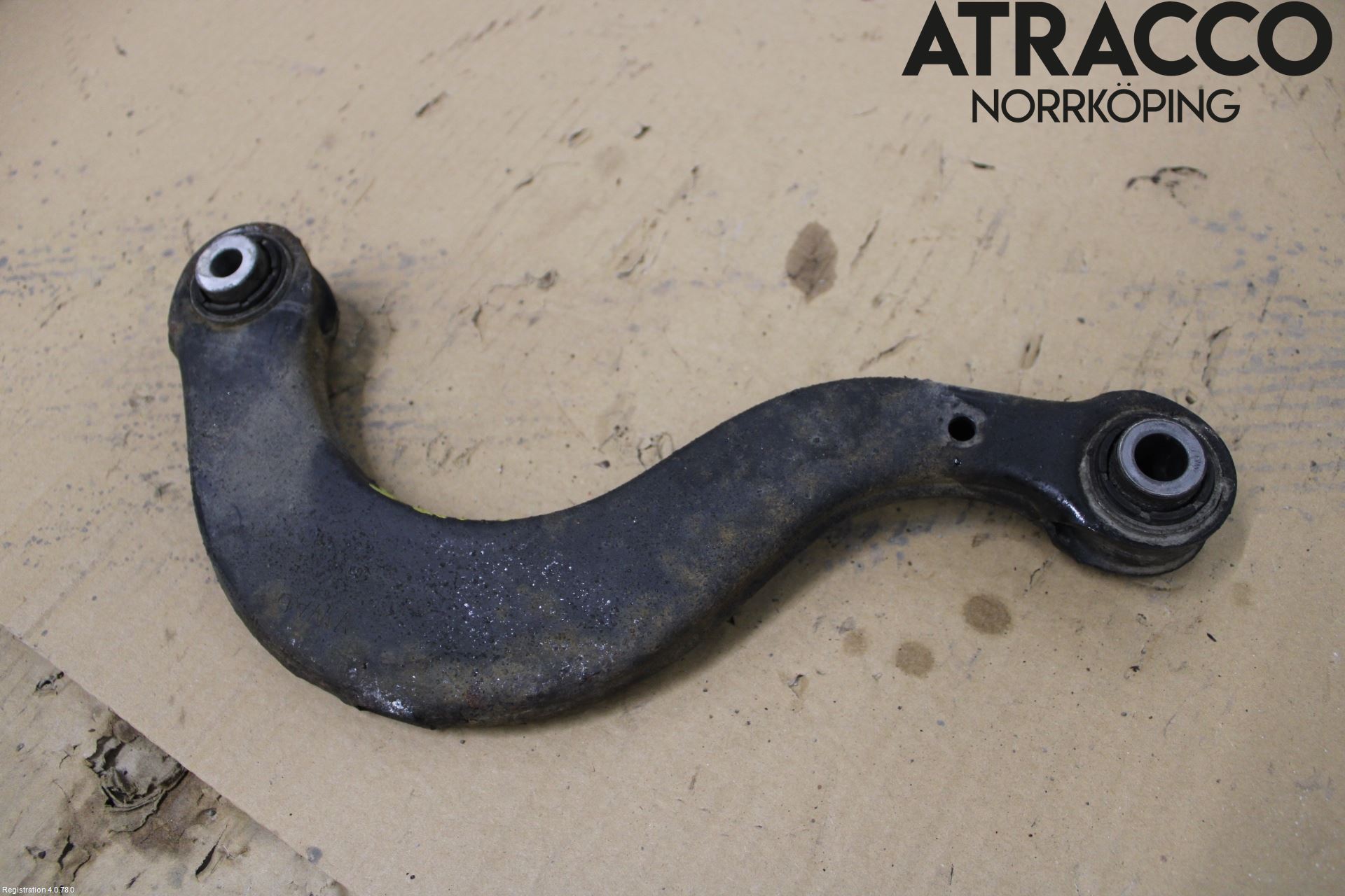 Volkswagen VW TIGUAN 07-16 Bärarm Bak Övre Vänster