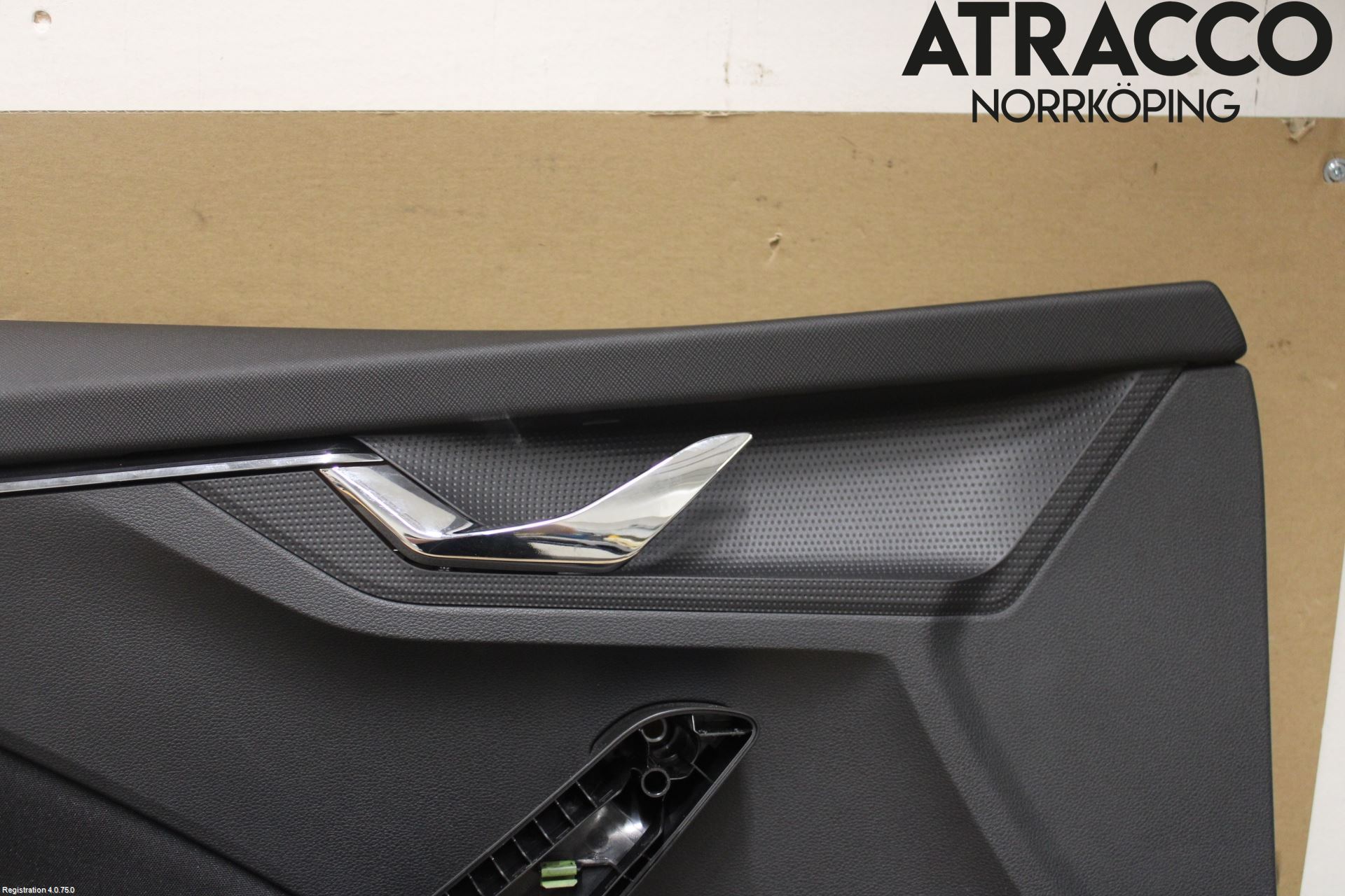 Skoda SCALA 19- Dörrklädsel Vä