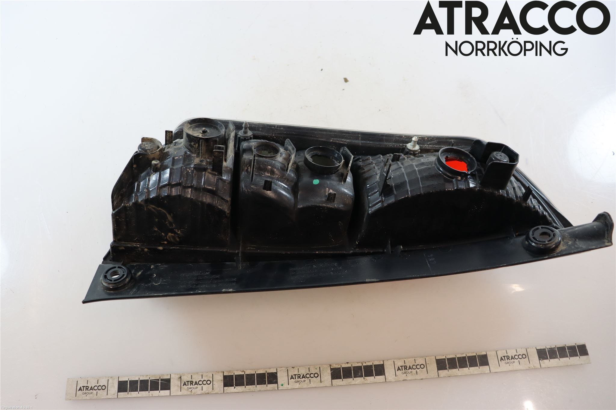 Subaru JUSTY      N Bakljus Höger