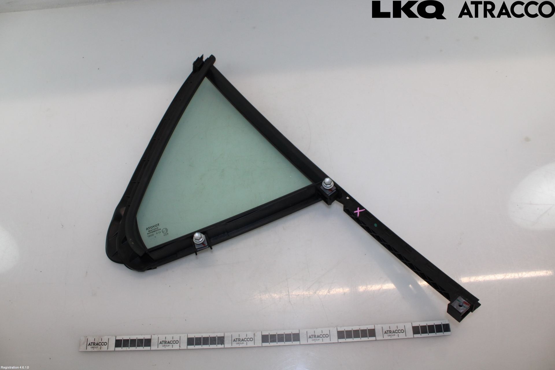 Toyota YARIS CROSS XP21 21- Dörruta Bak Lilla Vä