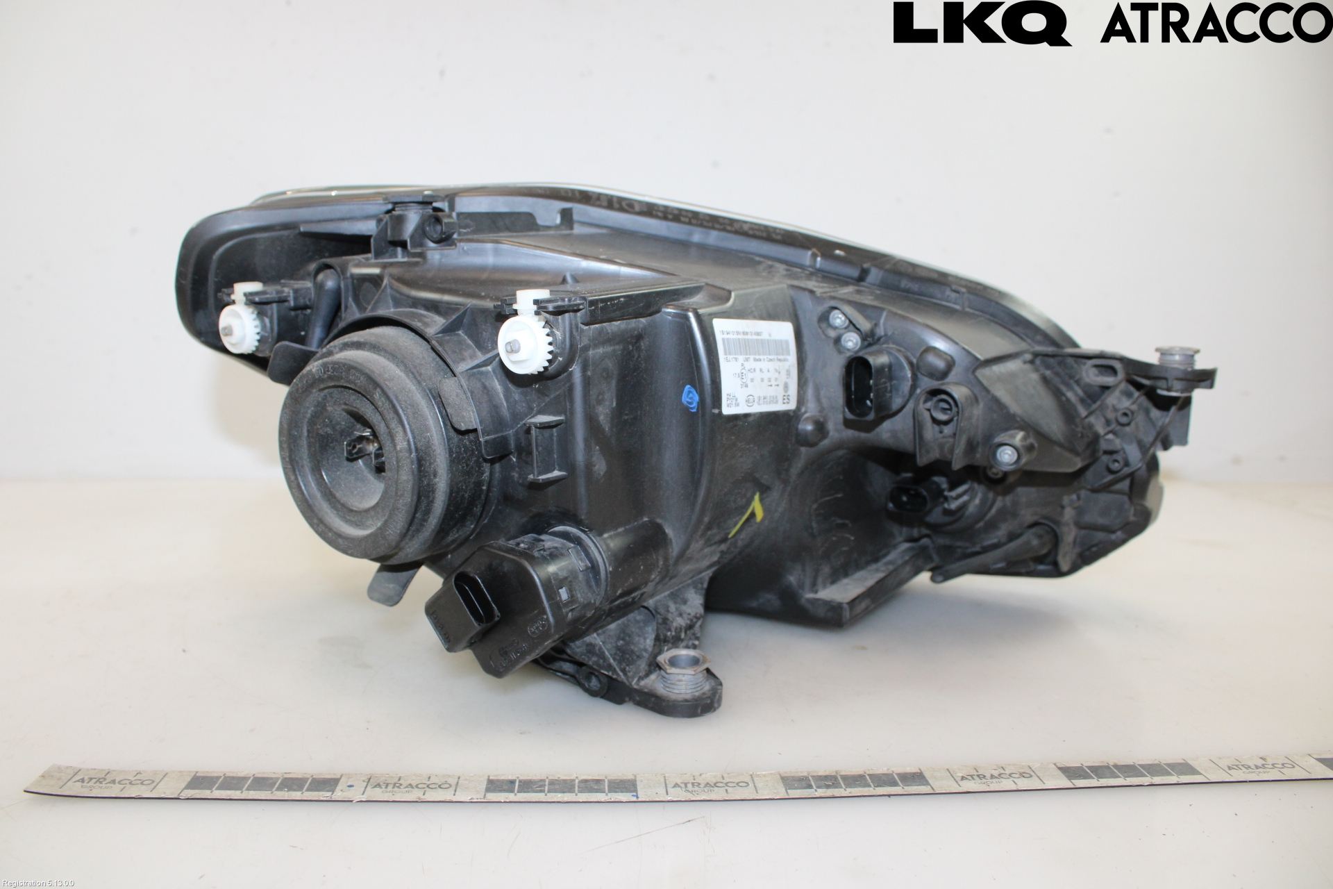 Volkswagen VW UP! / E-UP! Strålkastare Vänster