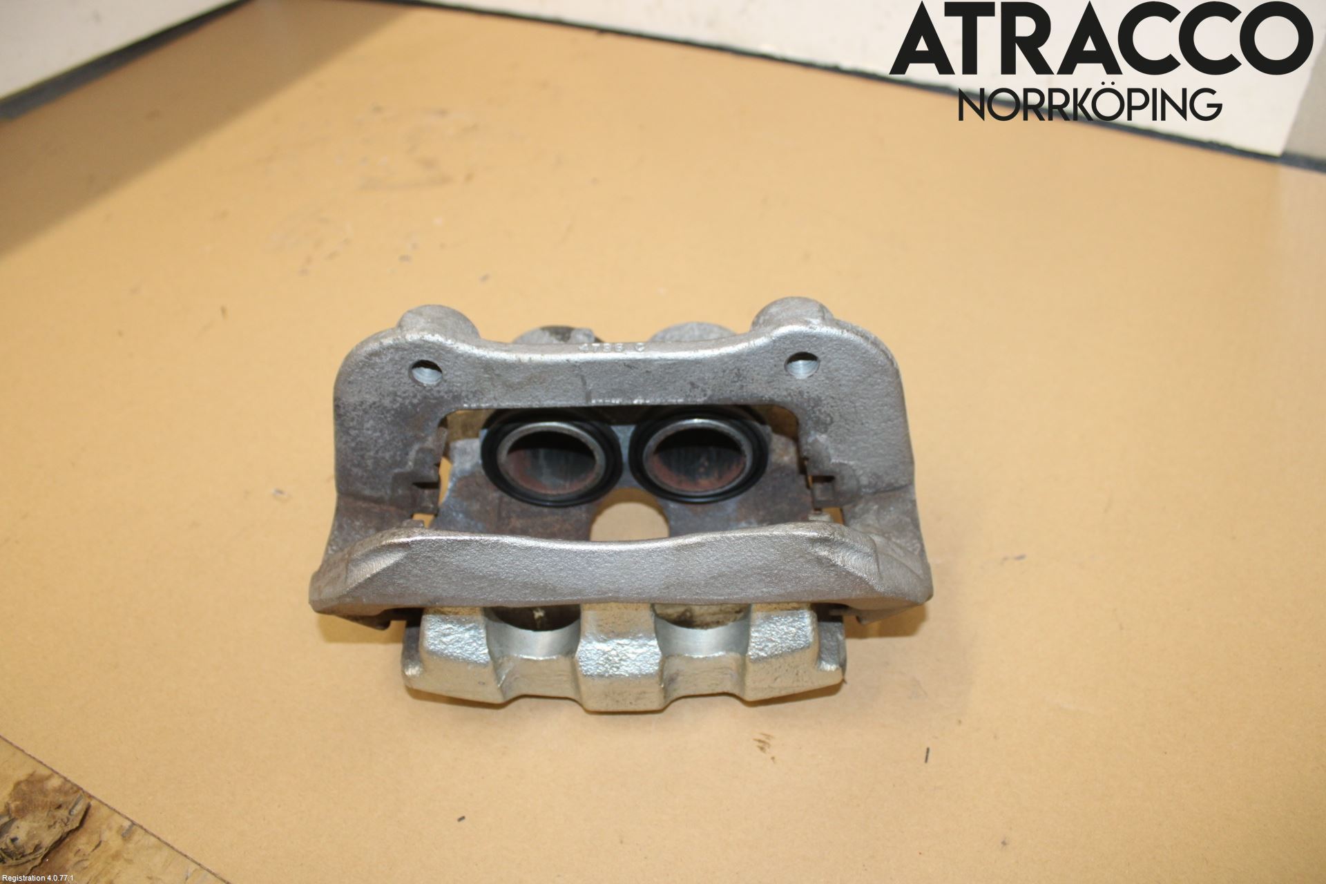 Jaguar E-PACE 17- Bromsok Fram Höger