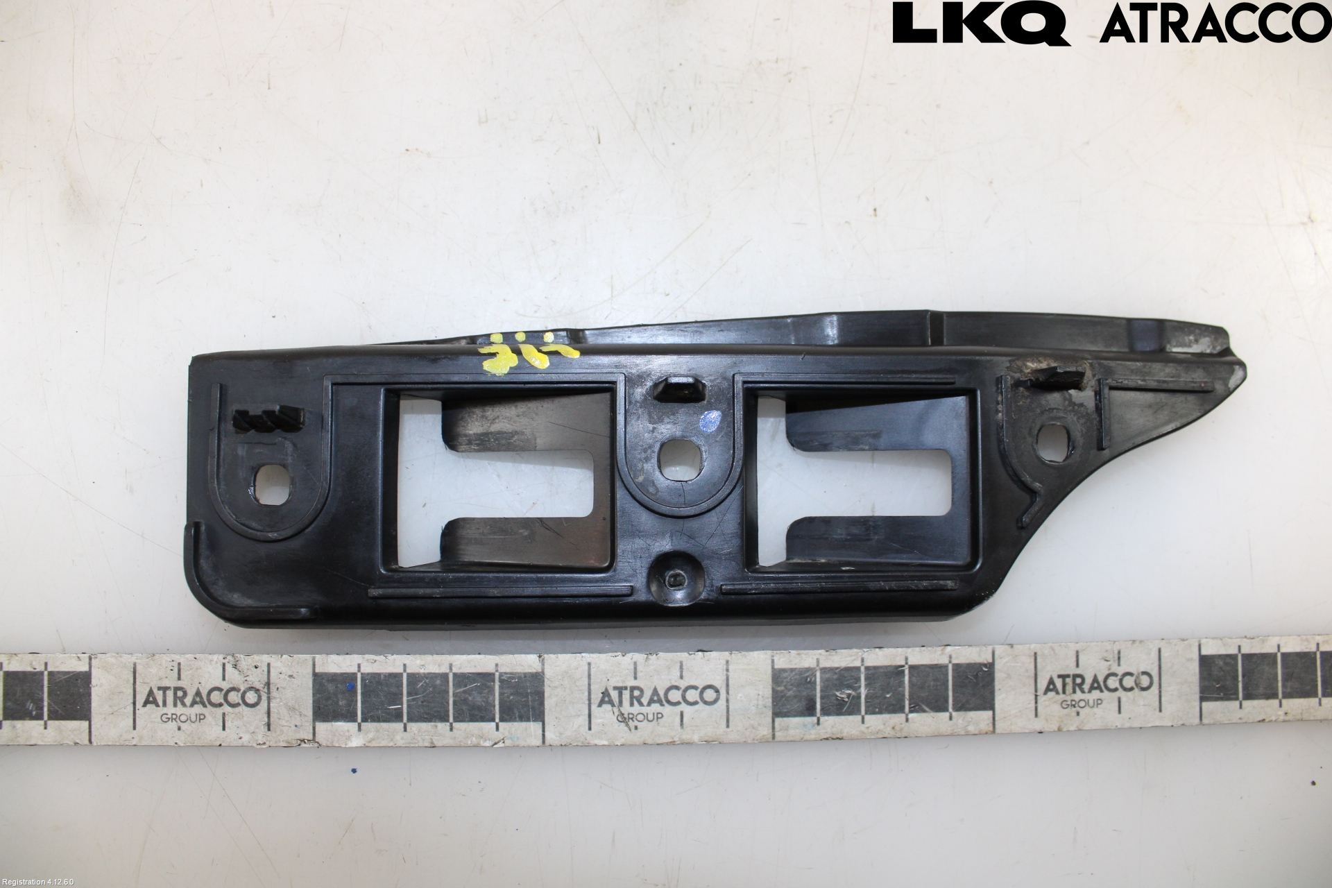 Volkswagen VW GOLF V 04-09 Stötfångarfäste Fram Hö