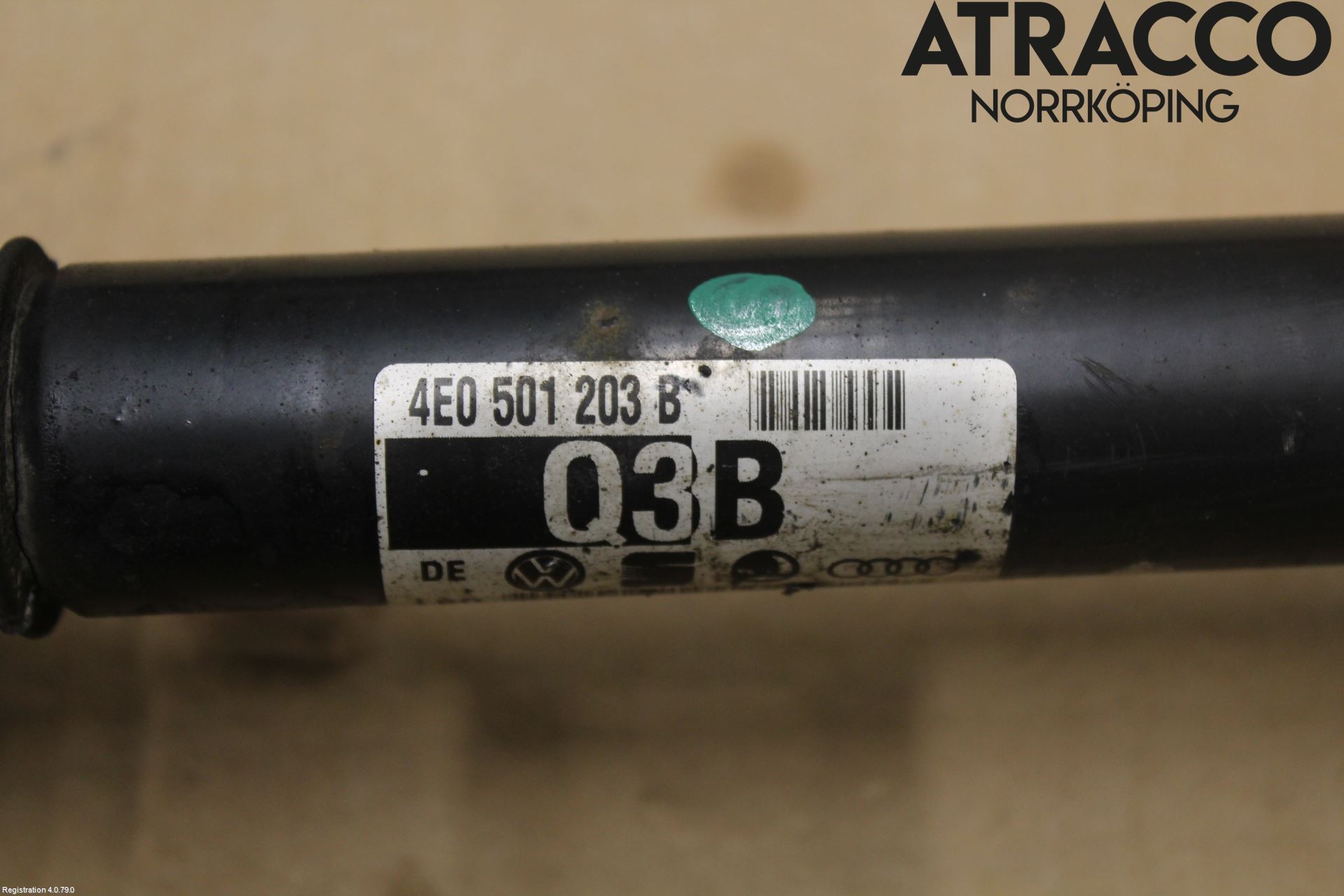 Audi A8/S8 4E  02-09 Drivaxel Bak Vänster