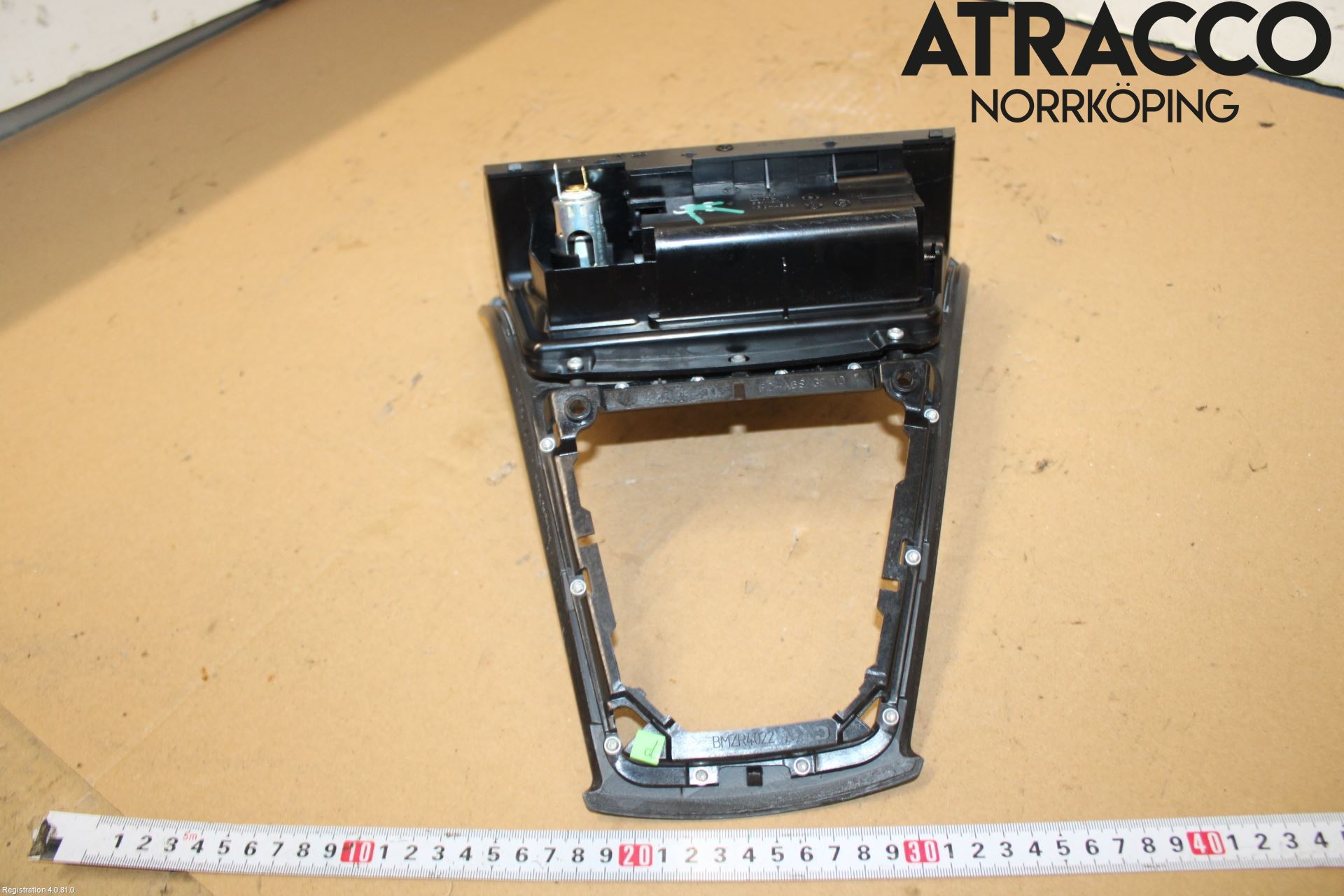 BMW X3 E83     03-10 Inredning Sarg Växelspak