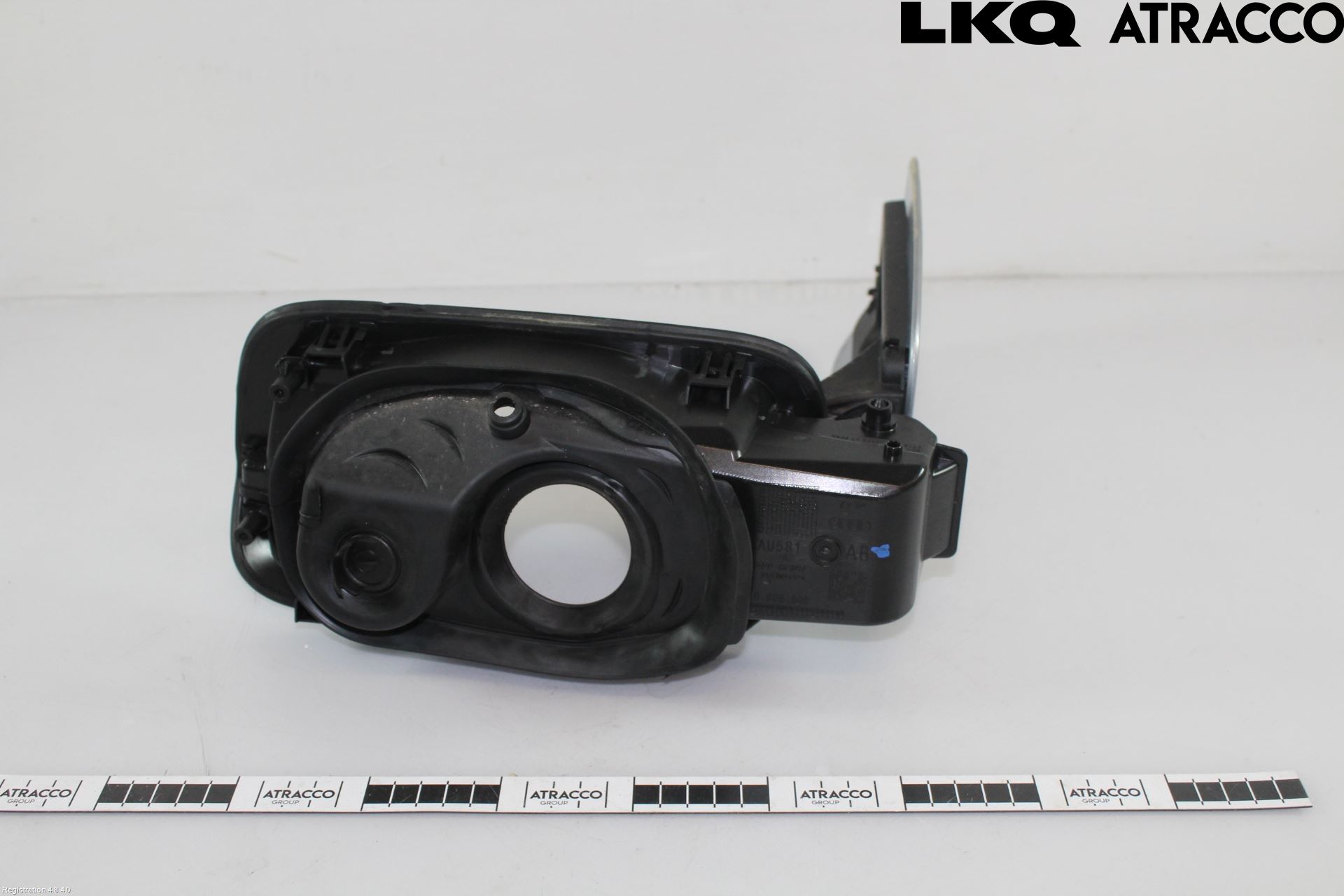 Audi A6 F2/C8 19- Tanklucka
