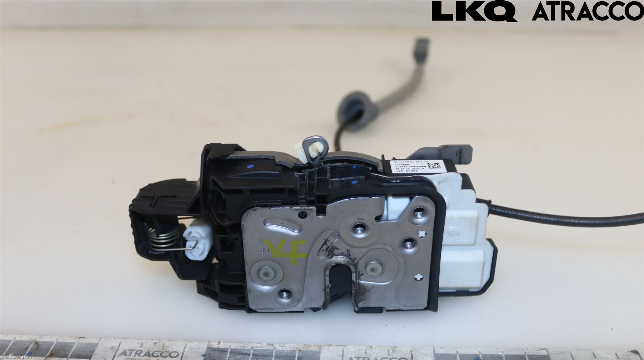 Volvo V90 17->> Låskista-Dörrlås