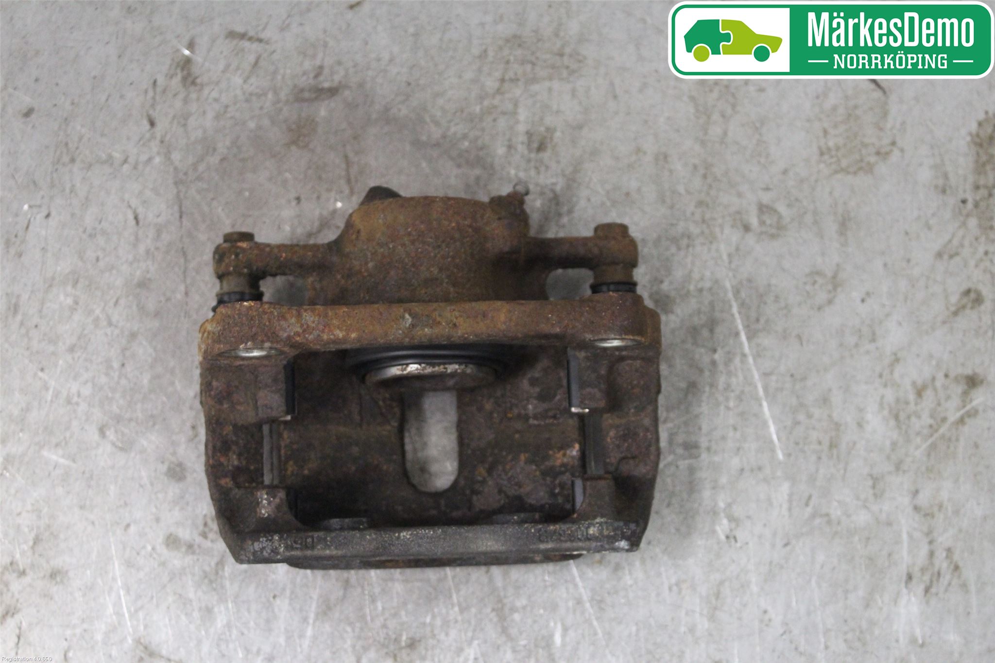 Renault KANGOO II 15-21 Bromsok Fram Höger