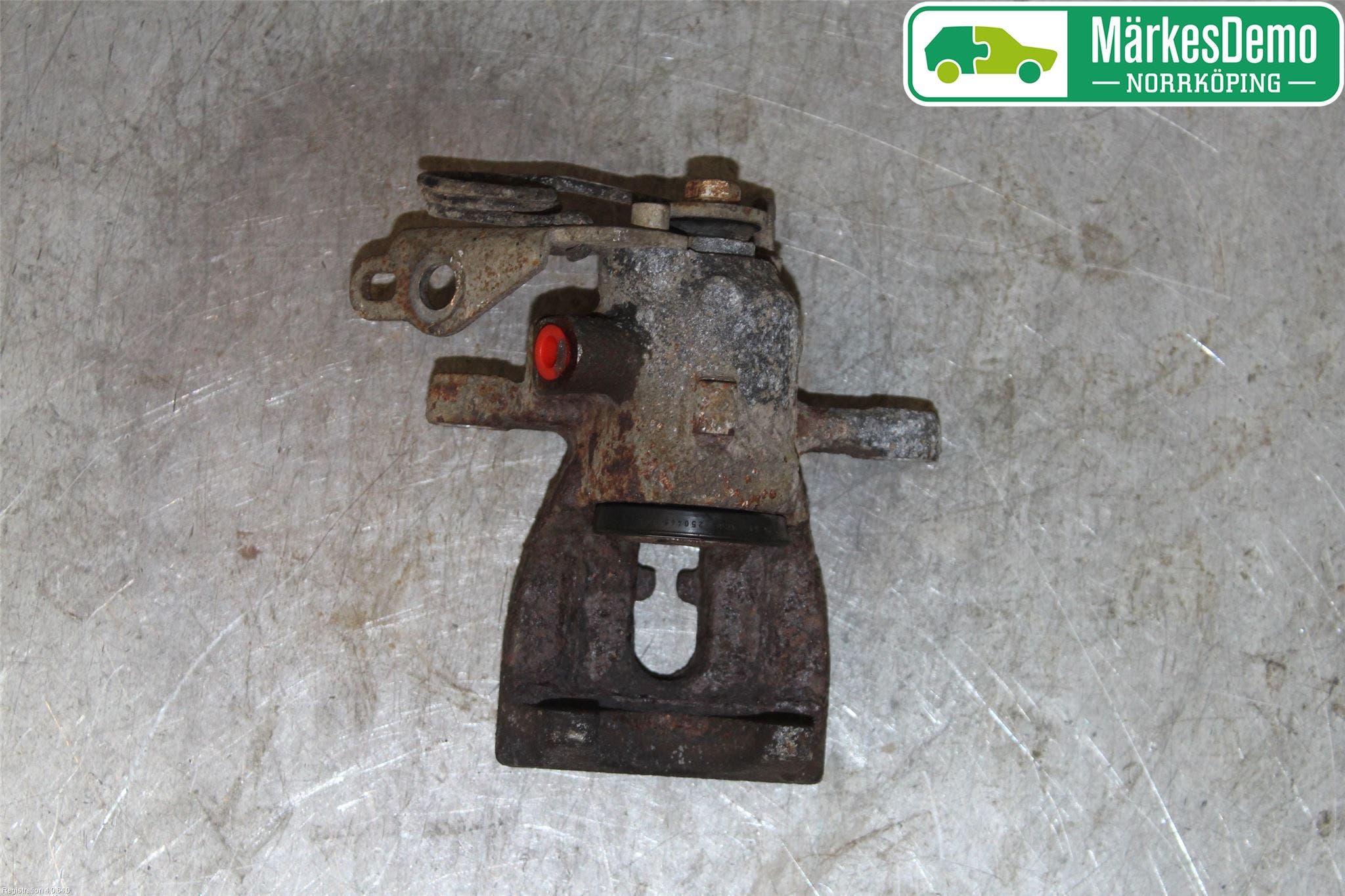 Ford KUGA 08-12 Bromsok Bak Höger