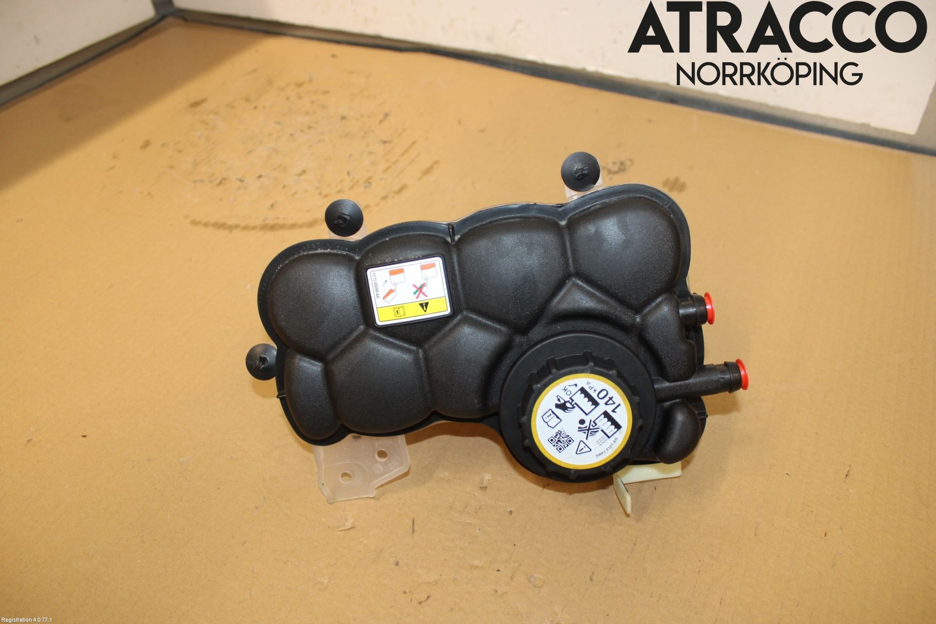 Jaguar F-PACE Expansionstank