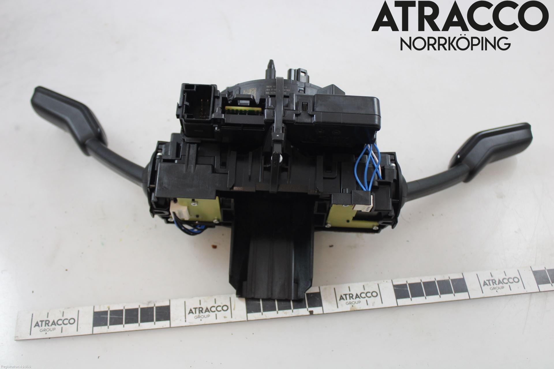 Volkswagen VW GOLF / E-GOLF VIII 20- Spakcentral