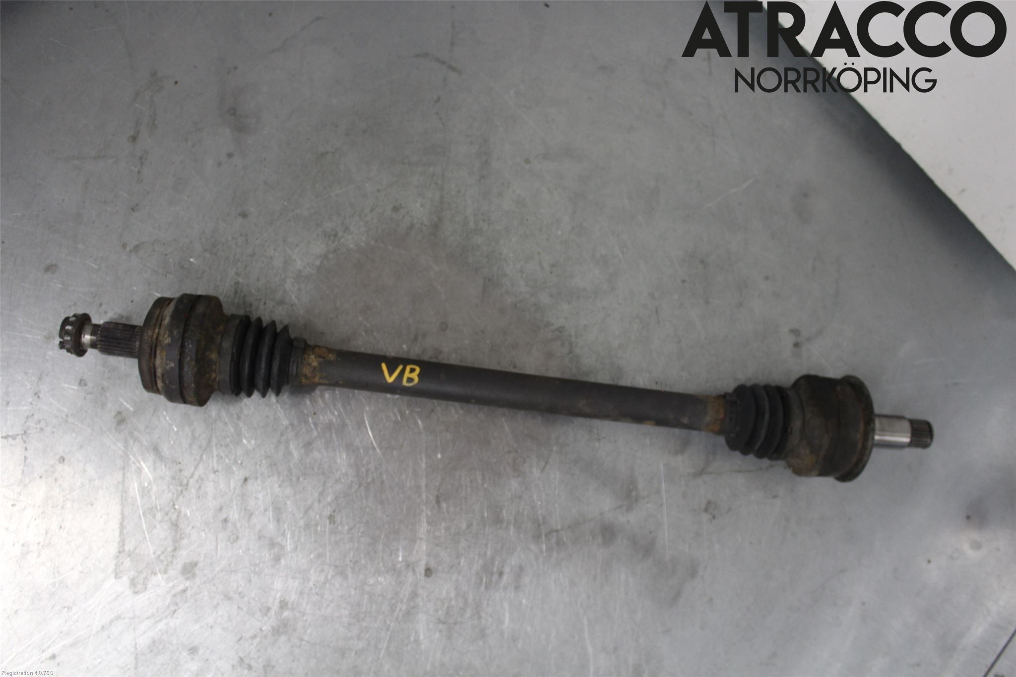 Mercedes-Benz MB C-KLASS (W204) 07-15 Drivaxel Bak Vänster