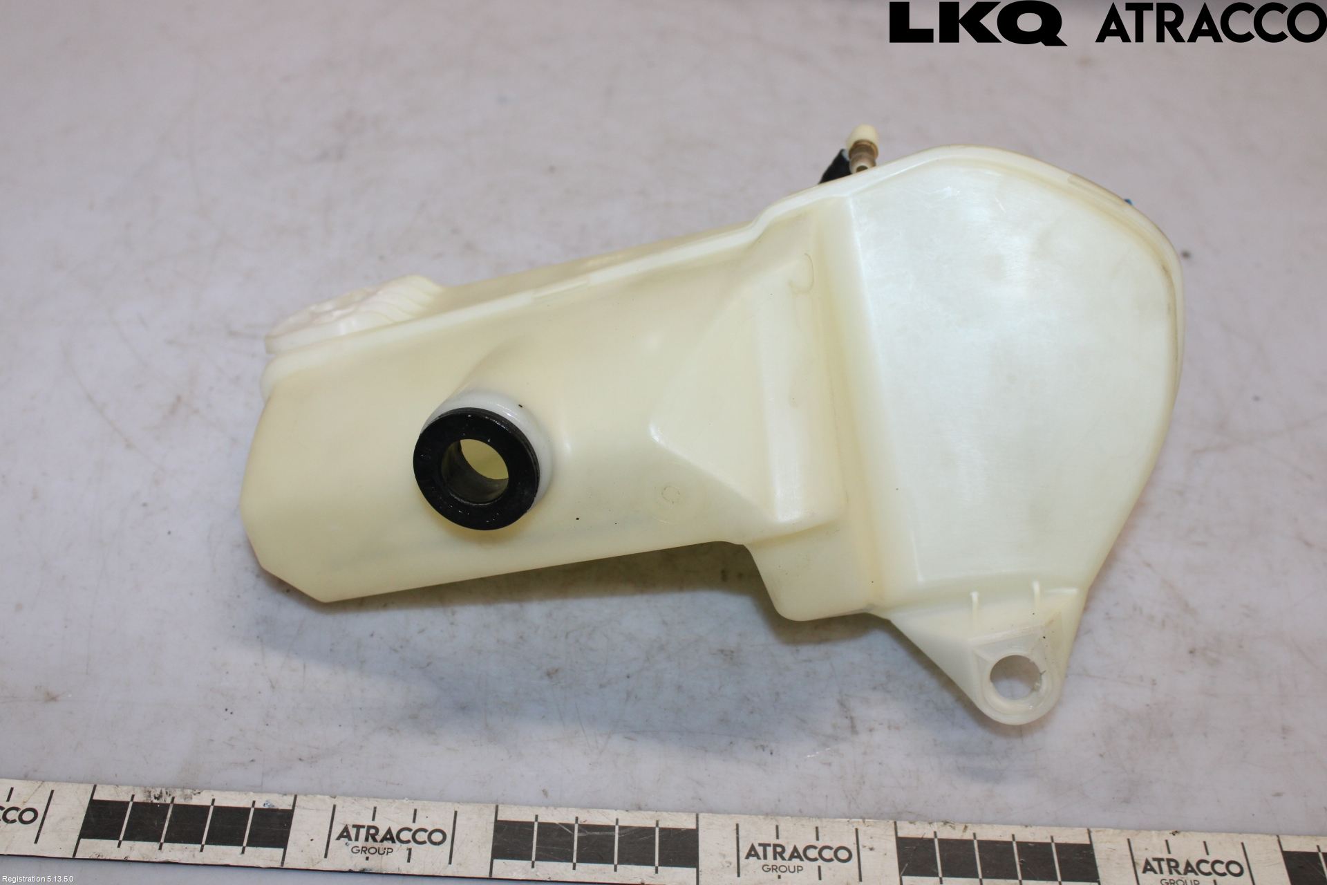 Audi A4/S4 05-07 Spolartank Vindruta-Strål