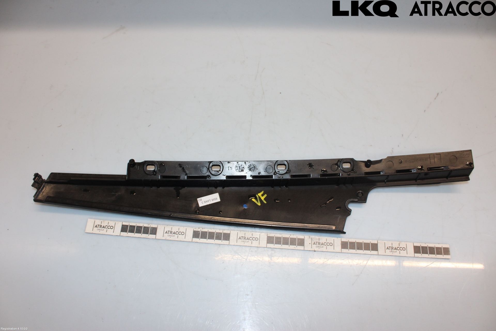 Jaguar F-PACE Dörr Dekorlist Fram Vä