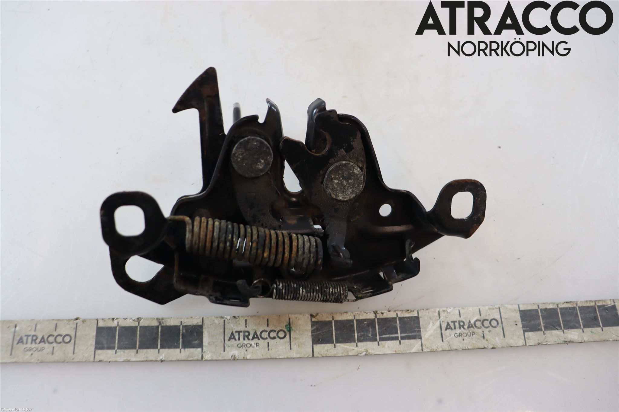 Nissan NAVARA 05-16 Huvlås