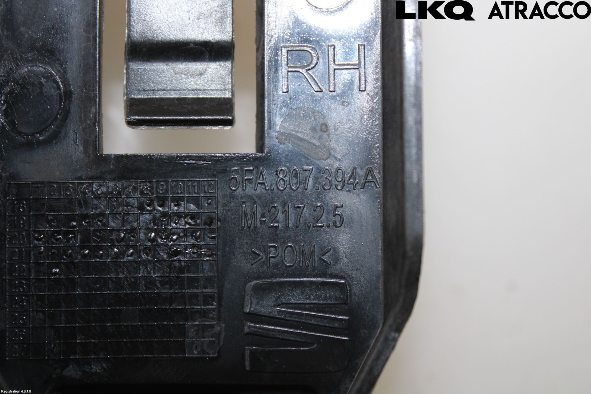 Seat LEON 20- Stötfångarfäste Bak Hö