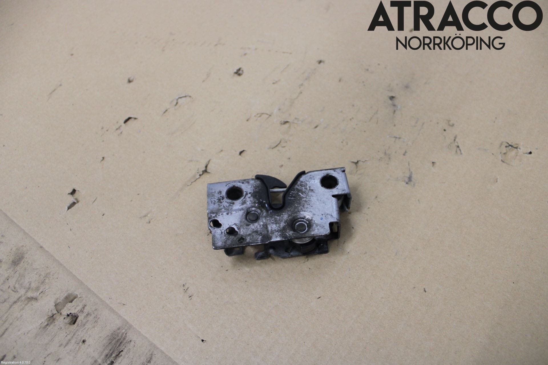 Volkswagen VW UP! / E-UP! Huvlås