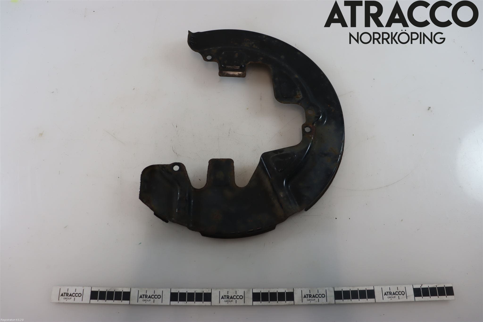 Volvo V70 08-13 Bromssköld Fram