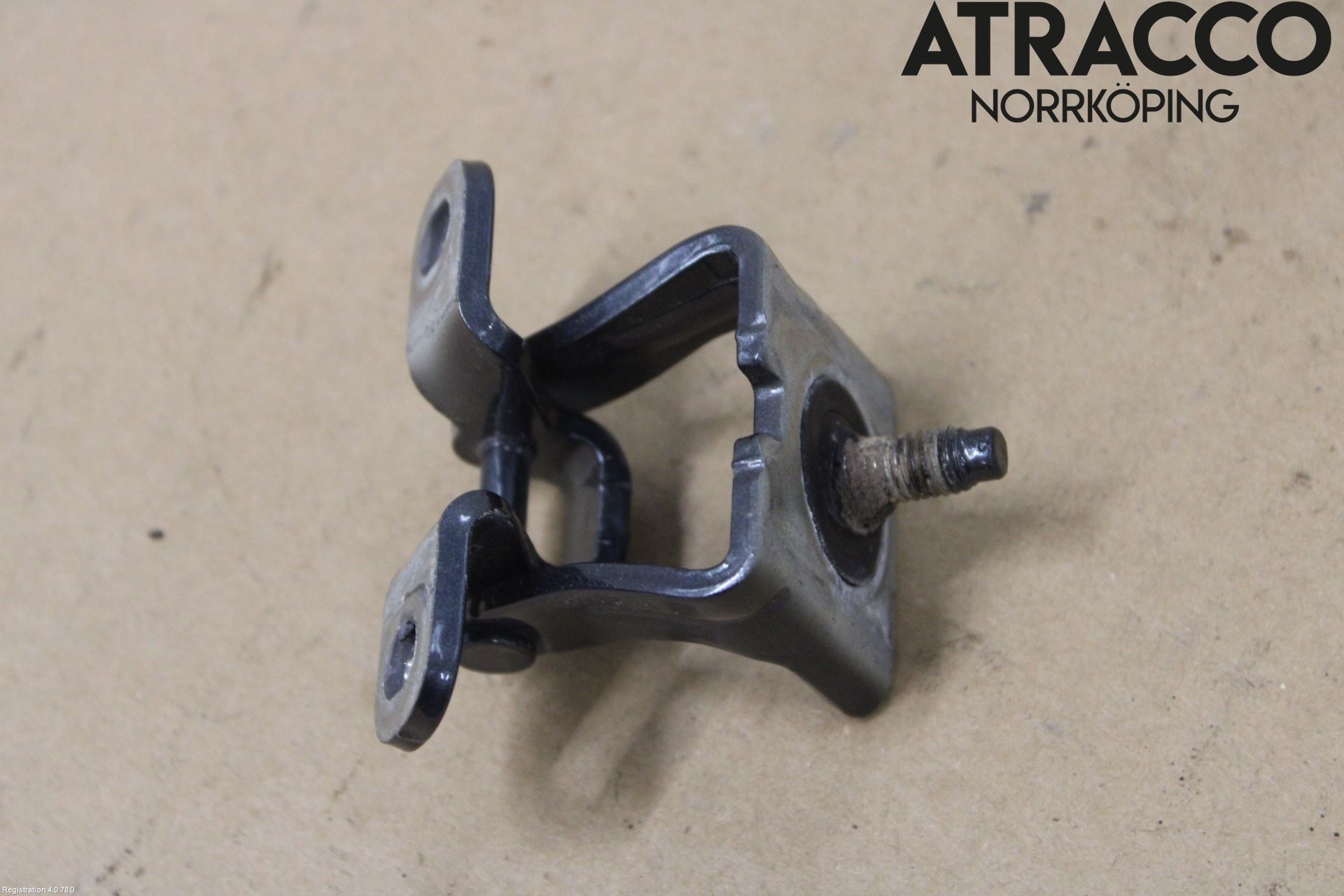 Cupra ATECA 19- Bakluckegångjärn Vä