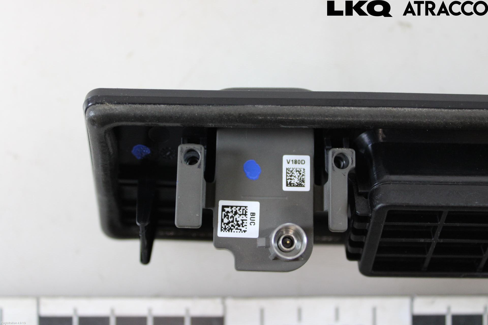 Tesla MODEL 3 17- Bakluckehandtag