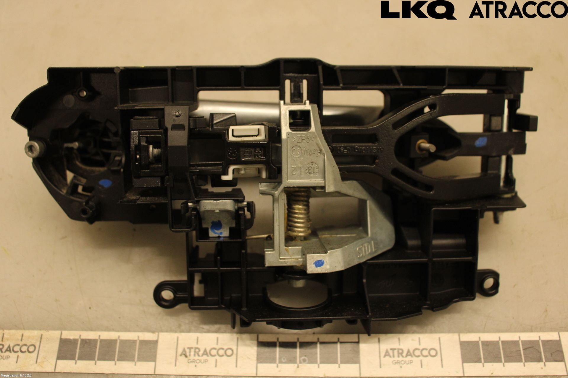 BMW 5 F10/F11/F18 09-17 Dörrhandtag Yttre Vä