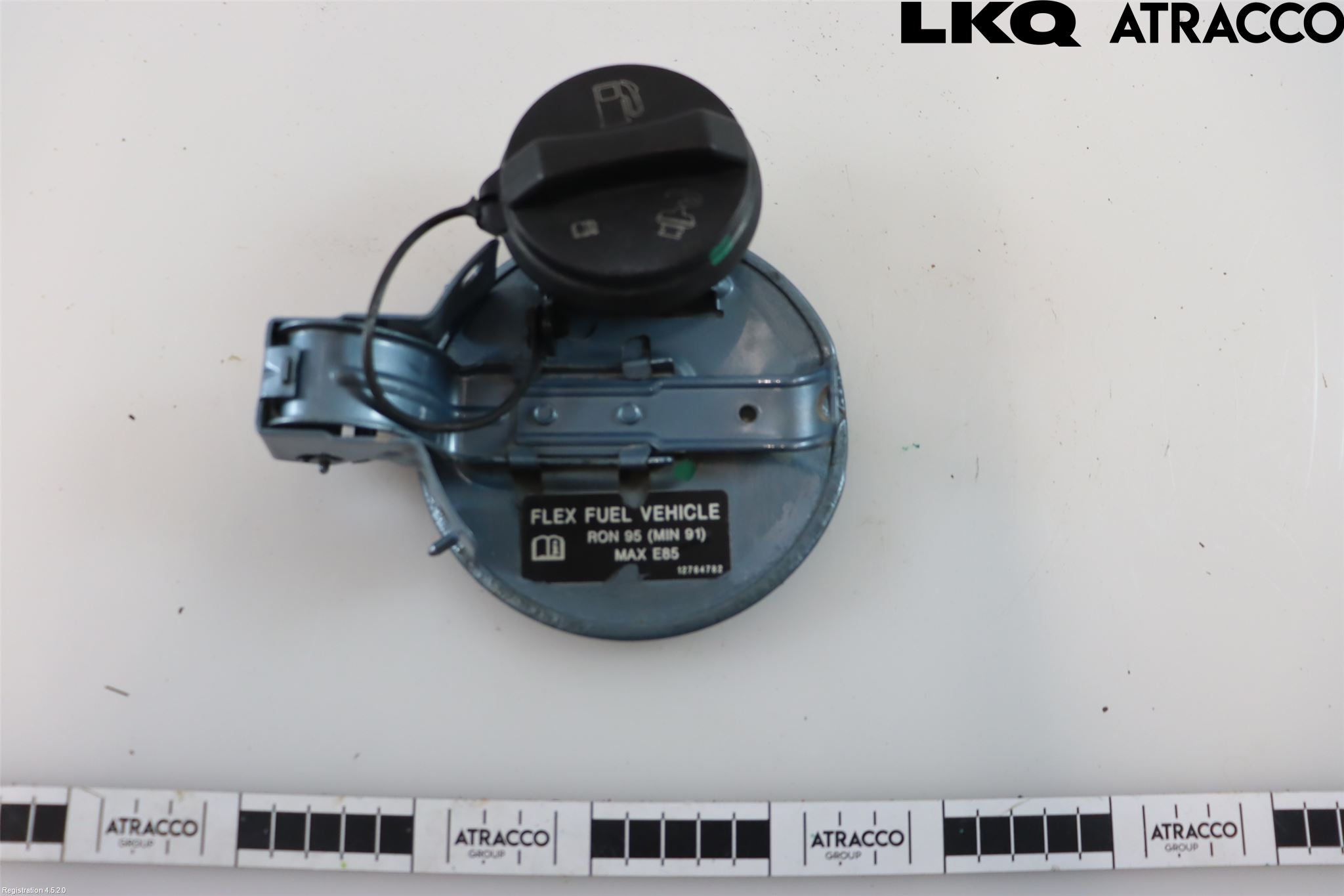 Saab 9-5     06-10 Tanklucka