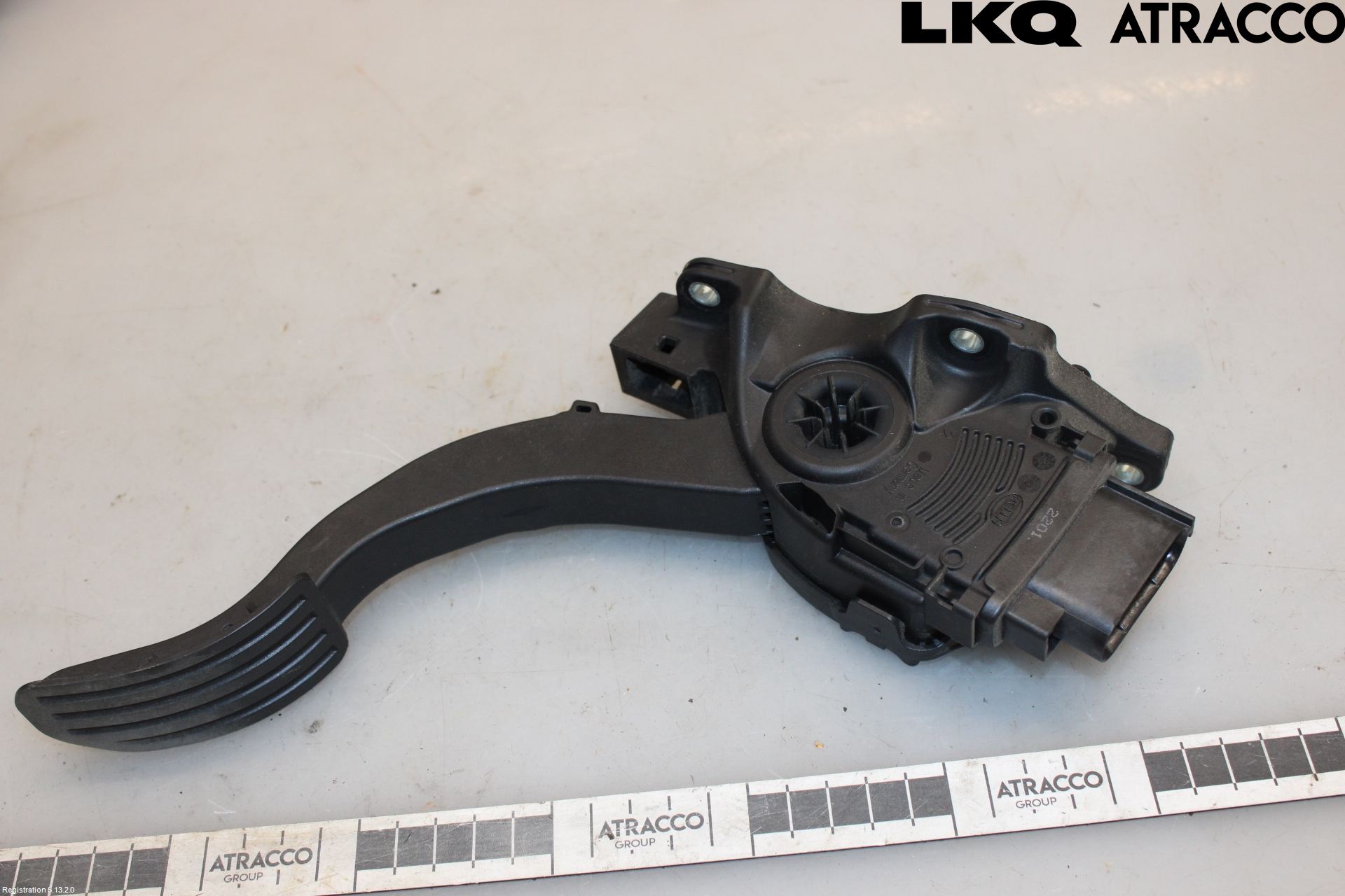 Volvo XC70 08-13 Gaspedal