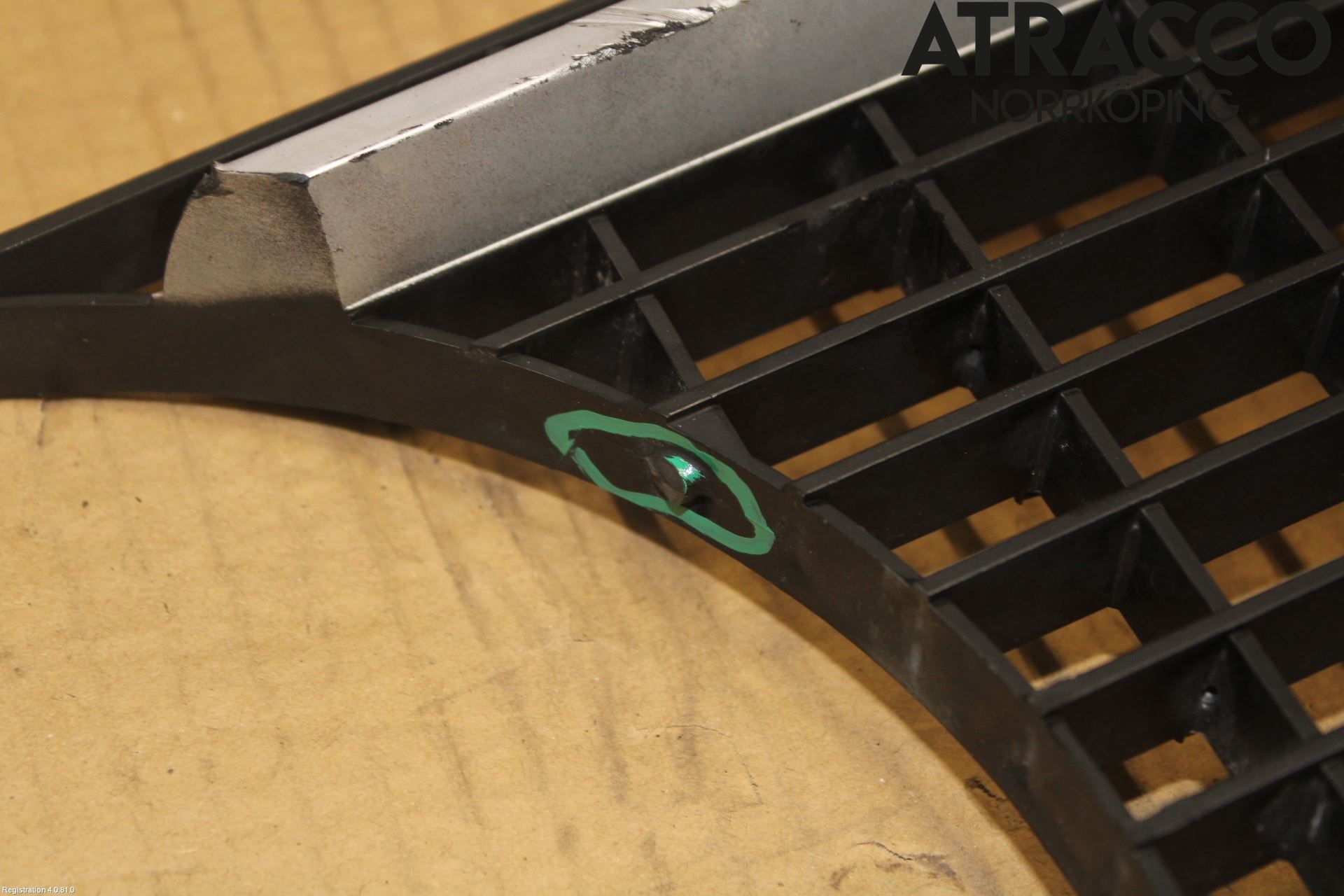 Volvo 140      67-75 Grill Komp