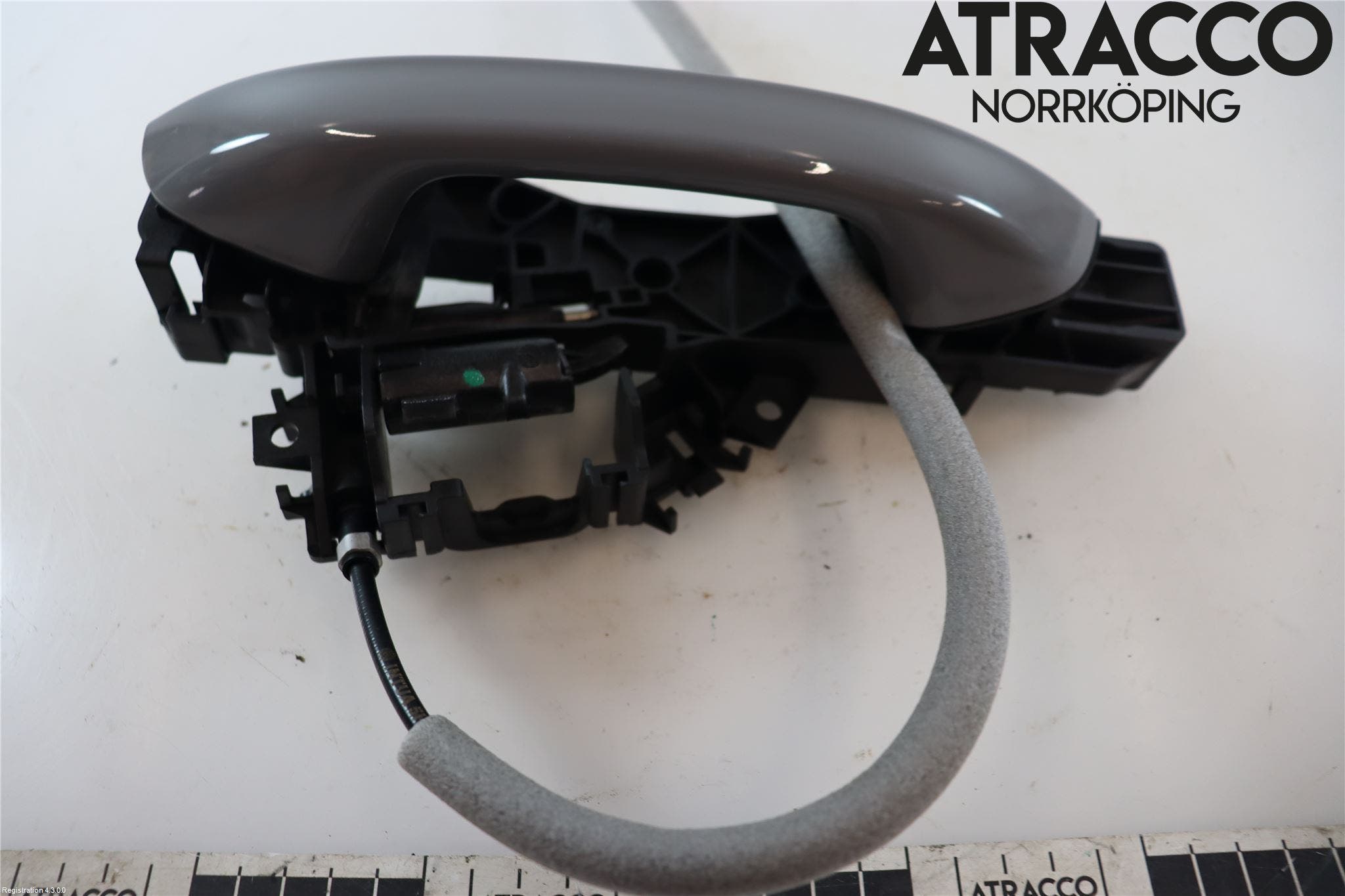 CUPRA BORN 22- Dörrhandtag Yttre Hö