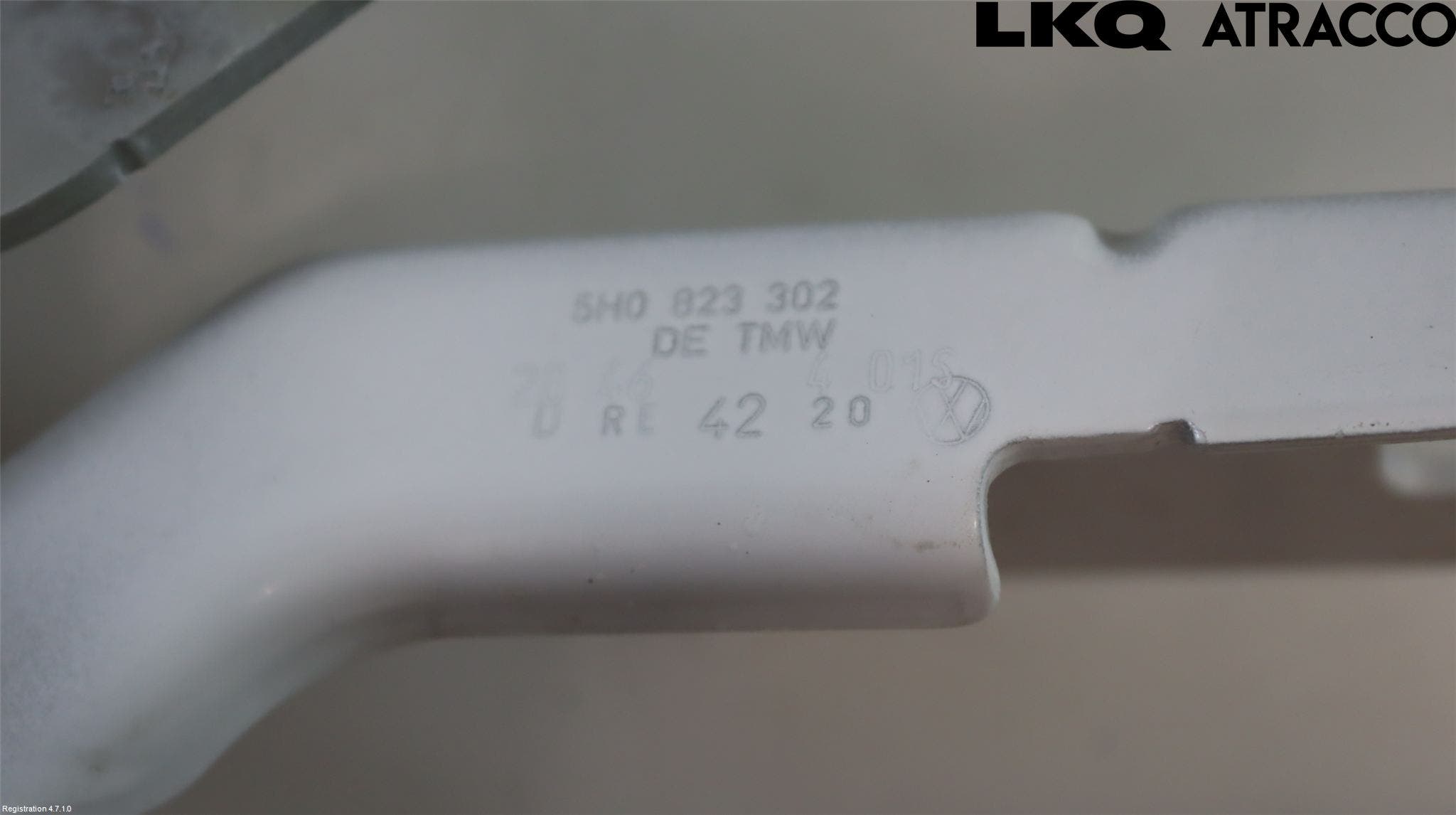 Volkswagen VW GOLF / E-GOLF VIII 20- Huvgångjärn