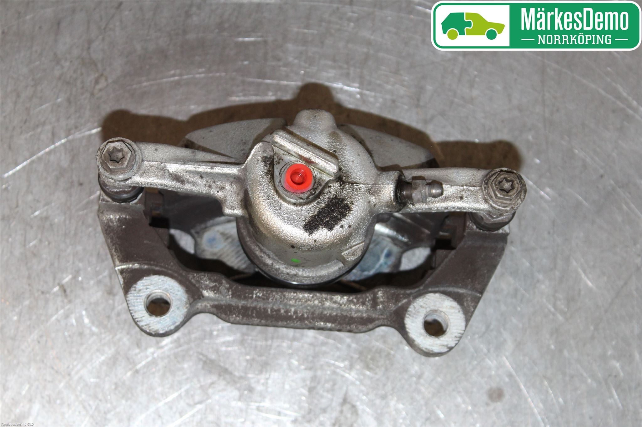 Volkswagen VW CADDY 16-20 Bromsok Fram Höger