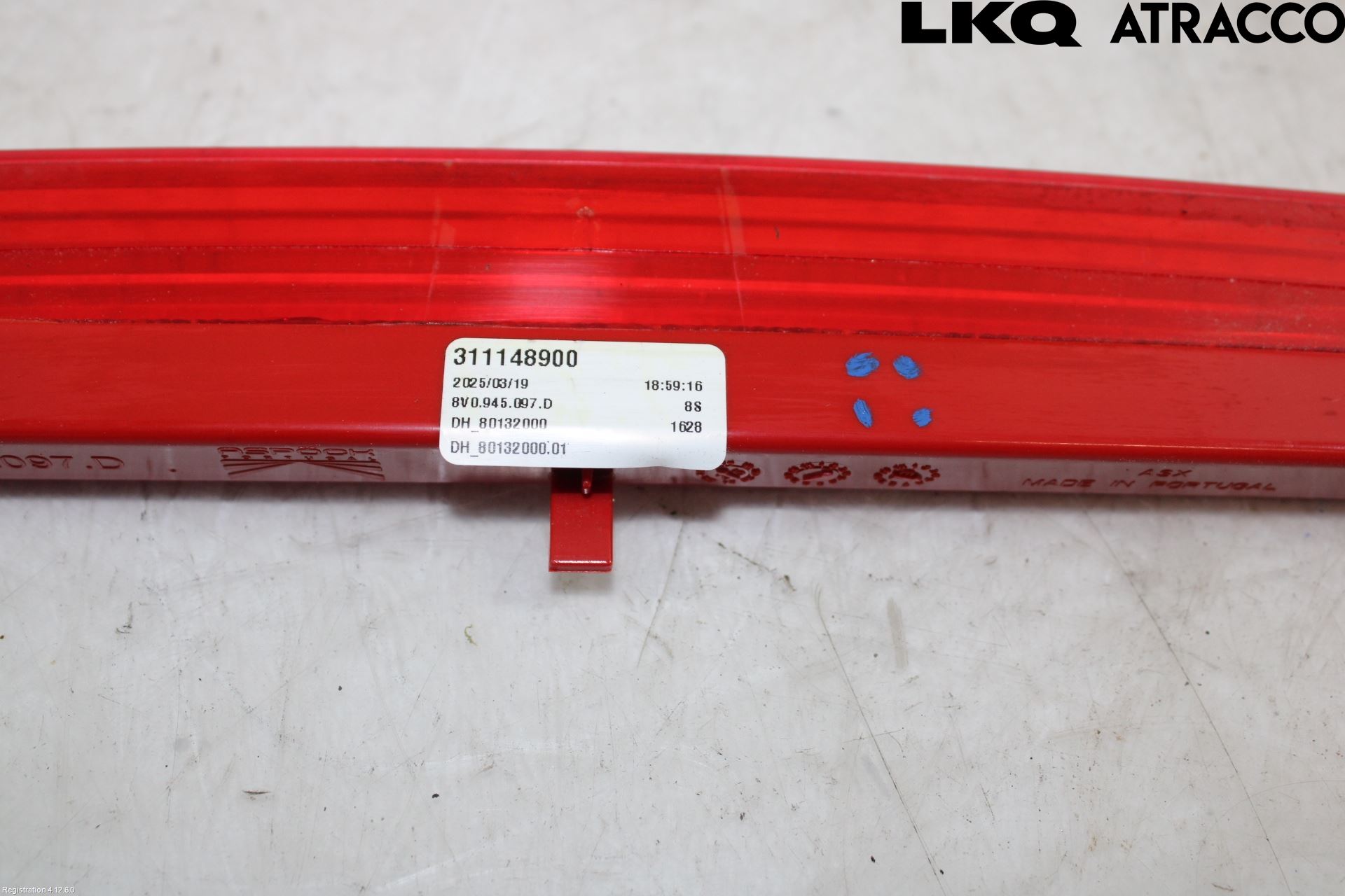 Audi A3/S3 8Y 21- Bromsljus Bakruta
