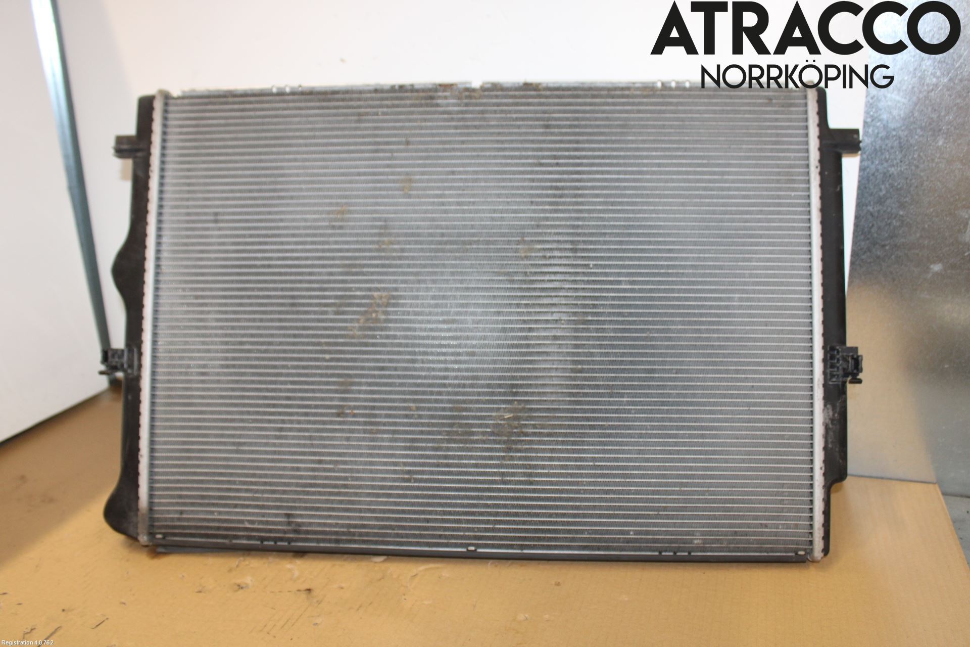 Volkswagen VW TIGUAN 16-24 Kylare Aut