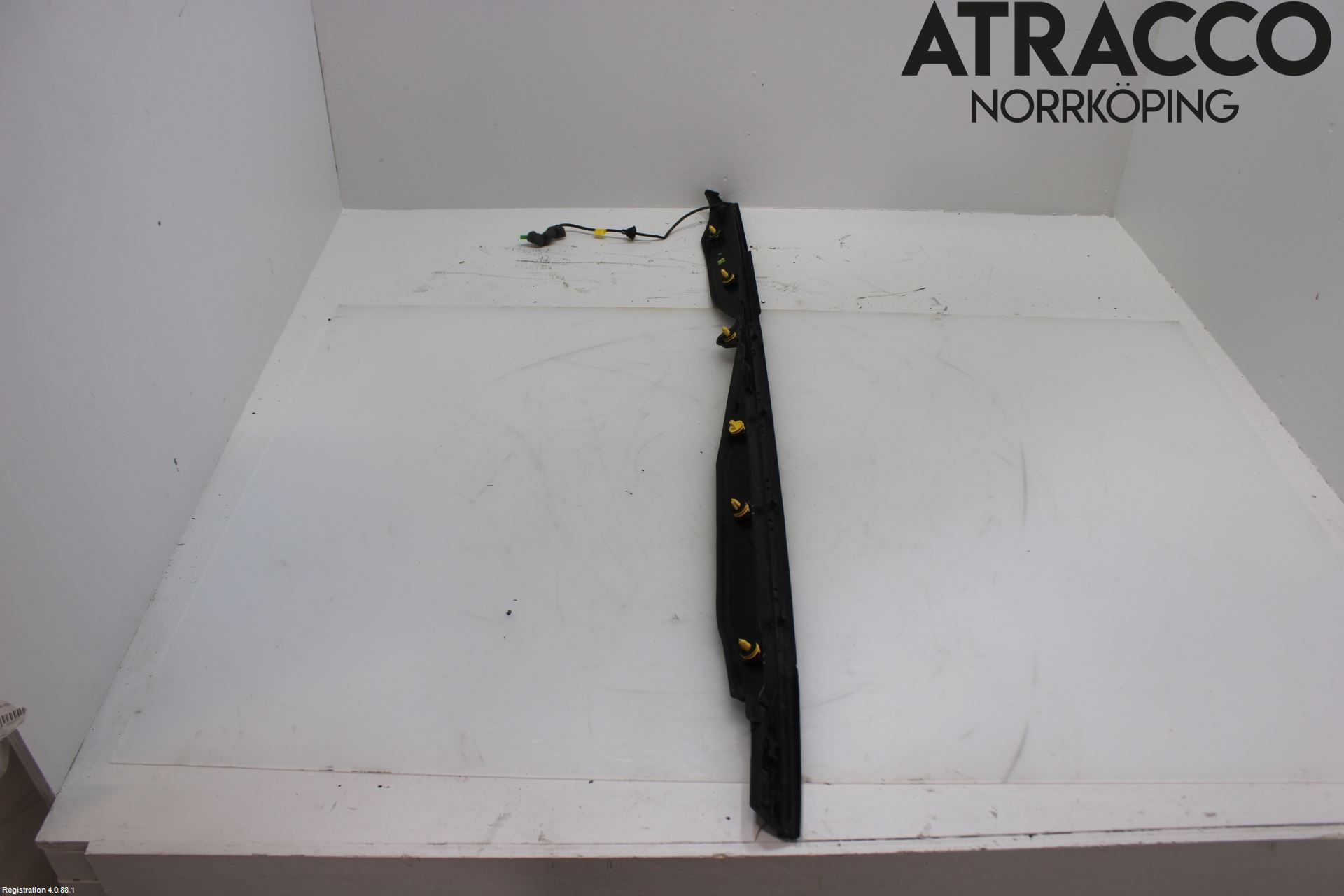 Jaguar F-TYPE List Bak-Baklucka