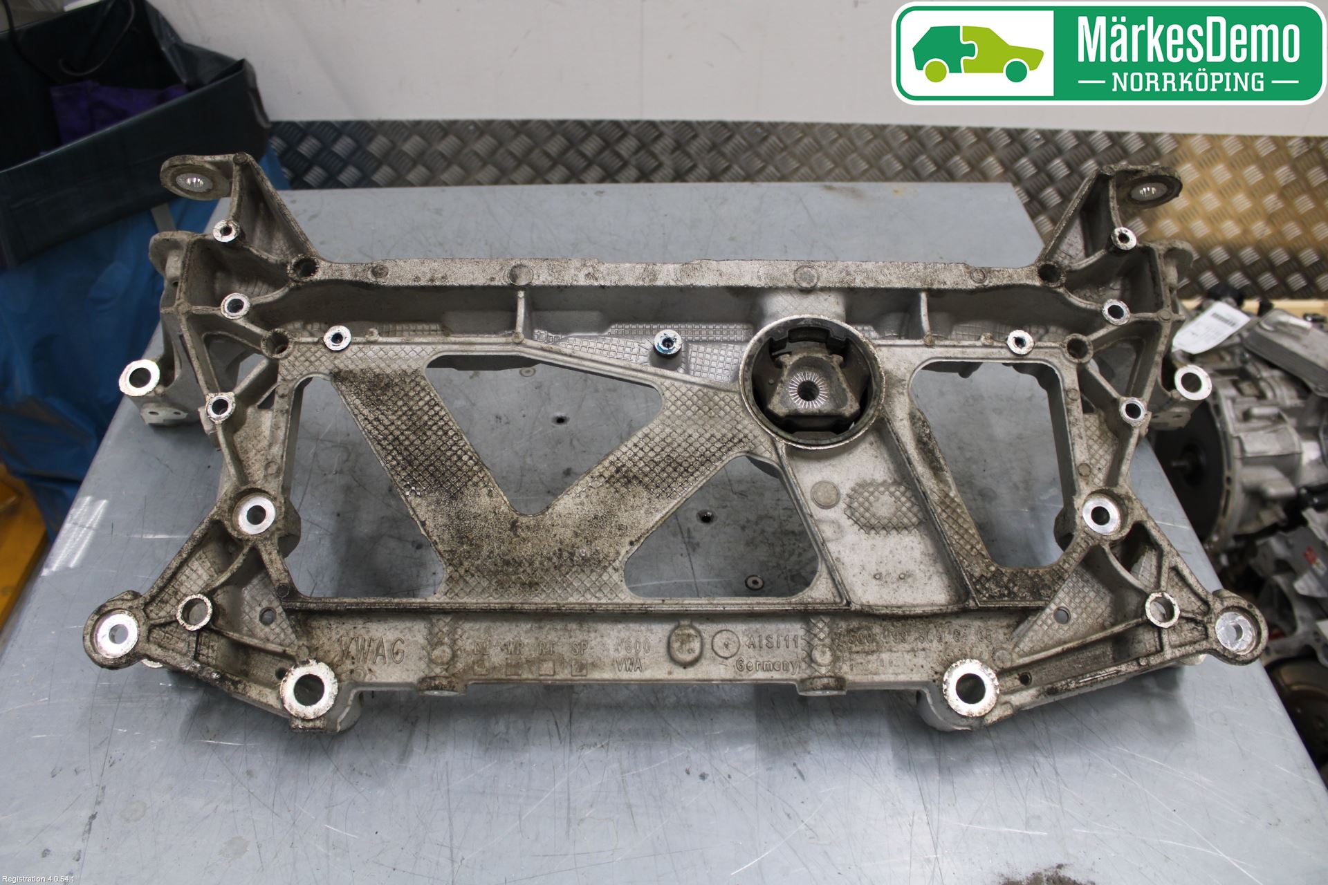 Audi A3/S3 8V 13-20 Framvagnsbalk