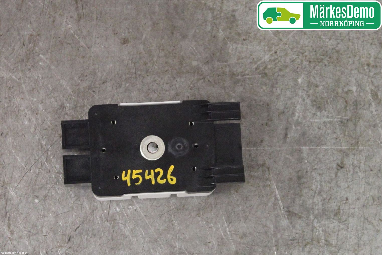 Volkswagen VW GOLF / E-GOLF VII 13-20 Antennförstärkare