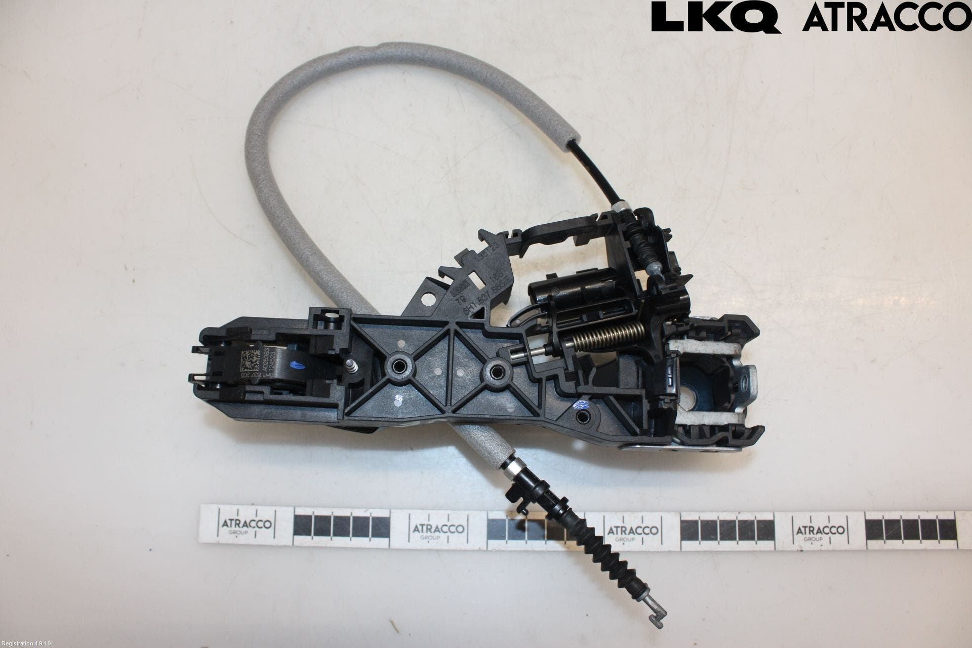 CUPRA BORN 22- Dörrhandtag Yttre Vä