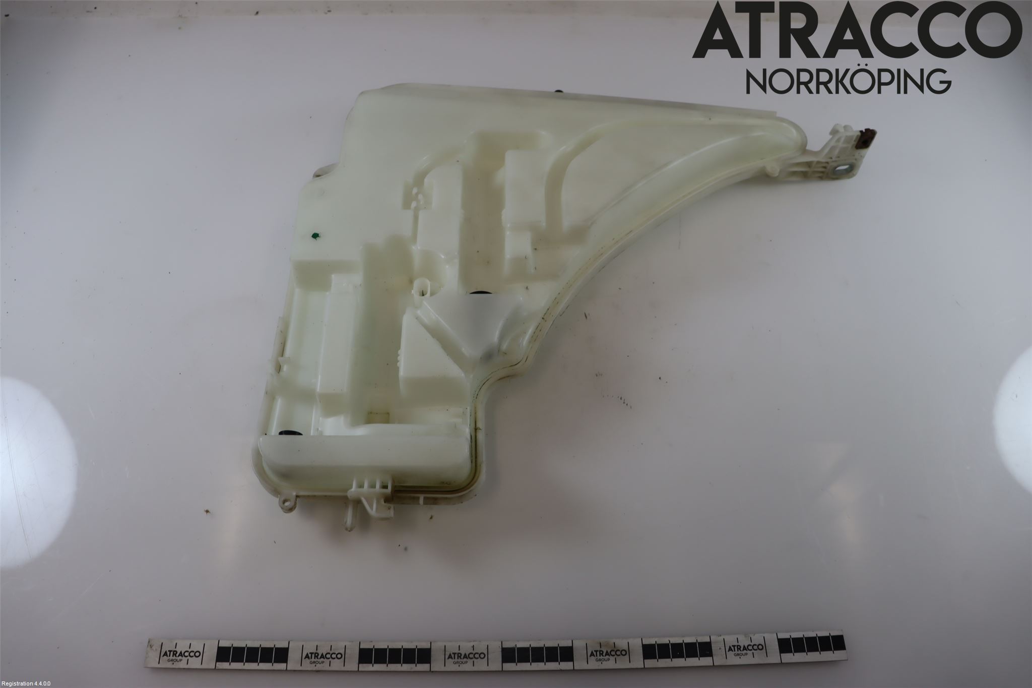 BMW 3 F30/F31/F80 12-19 Spolartank Vindruta-Strål
