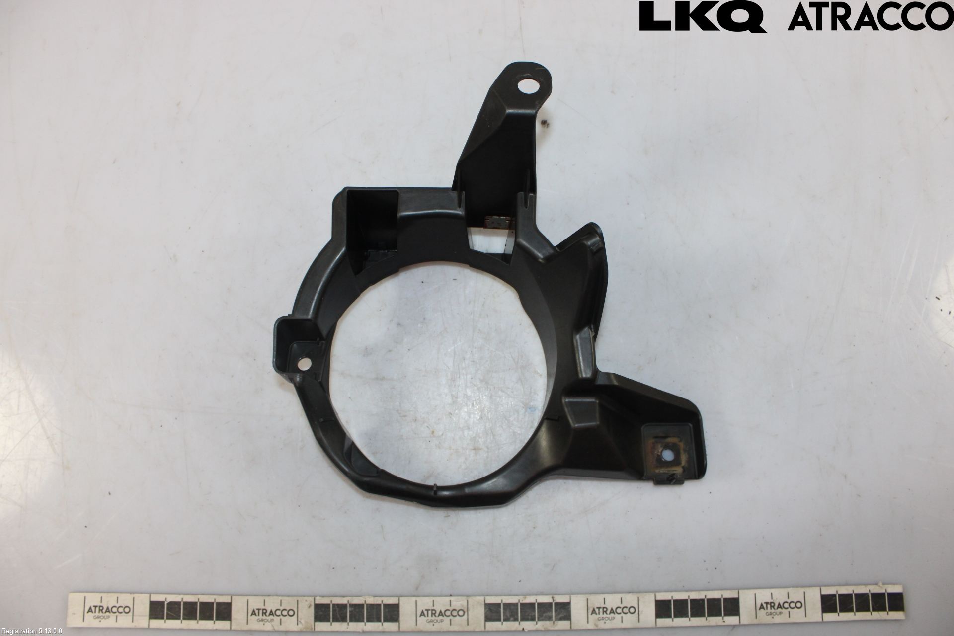 Toyota RAV4 13-18 Dimljussarg Fram