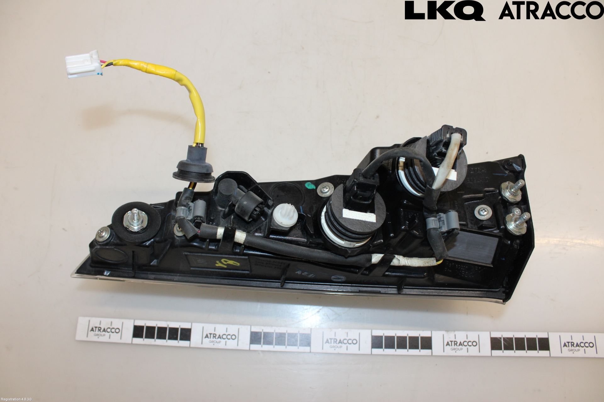 Toyota COROLLA 19- Bakljus Lucka Vä