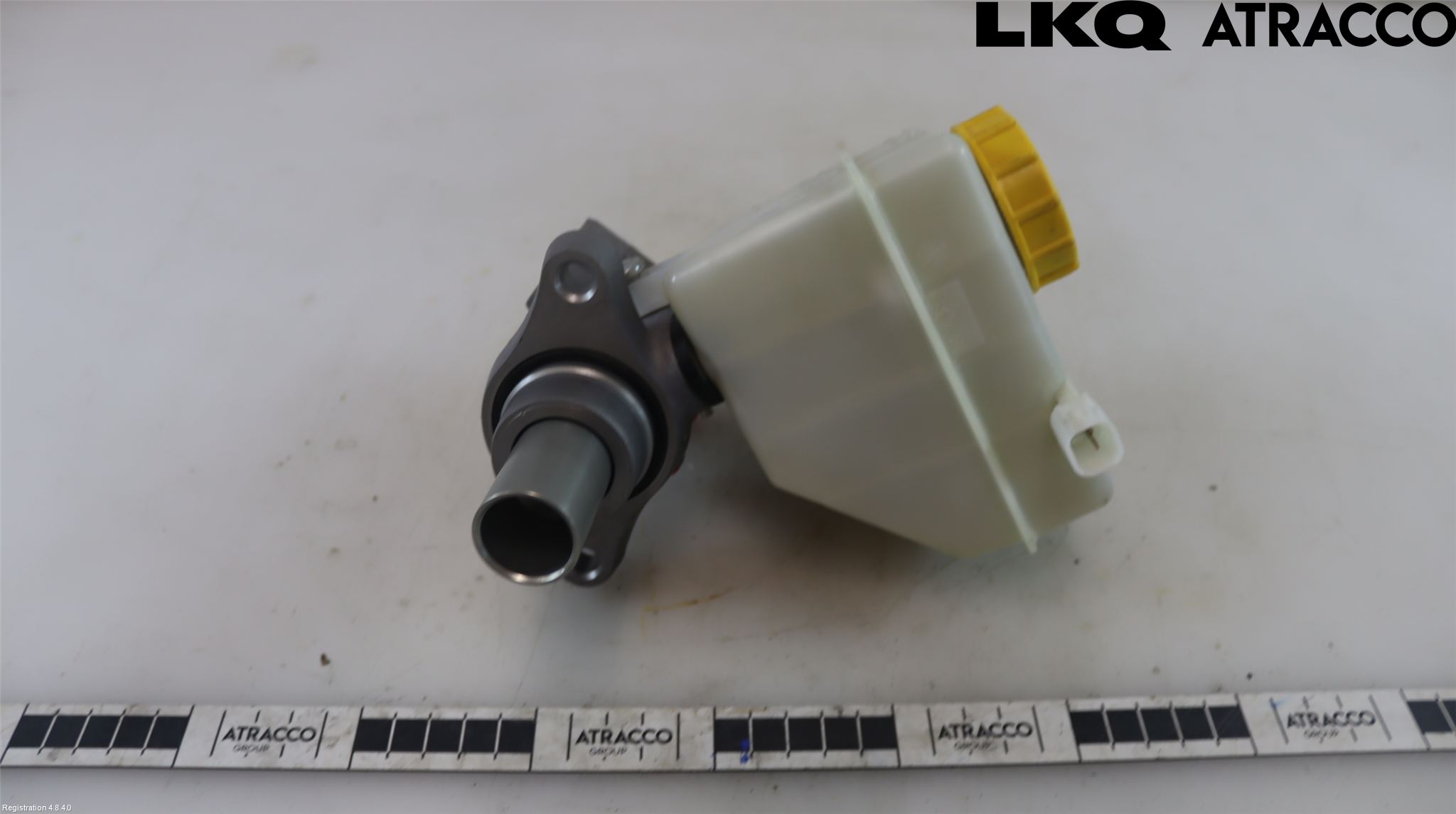 Jaguar XJ X351        10- Broms Huvudcylinder