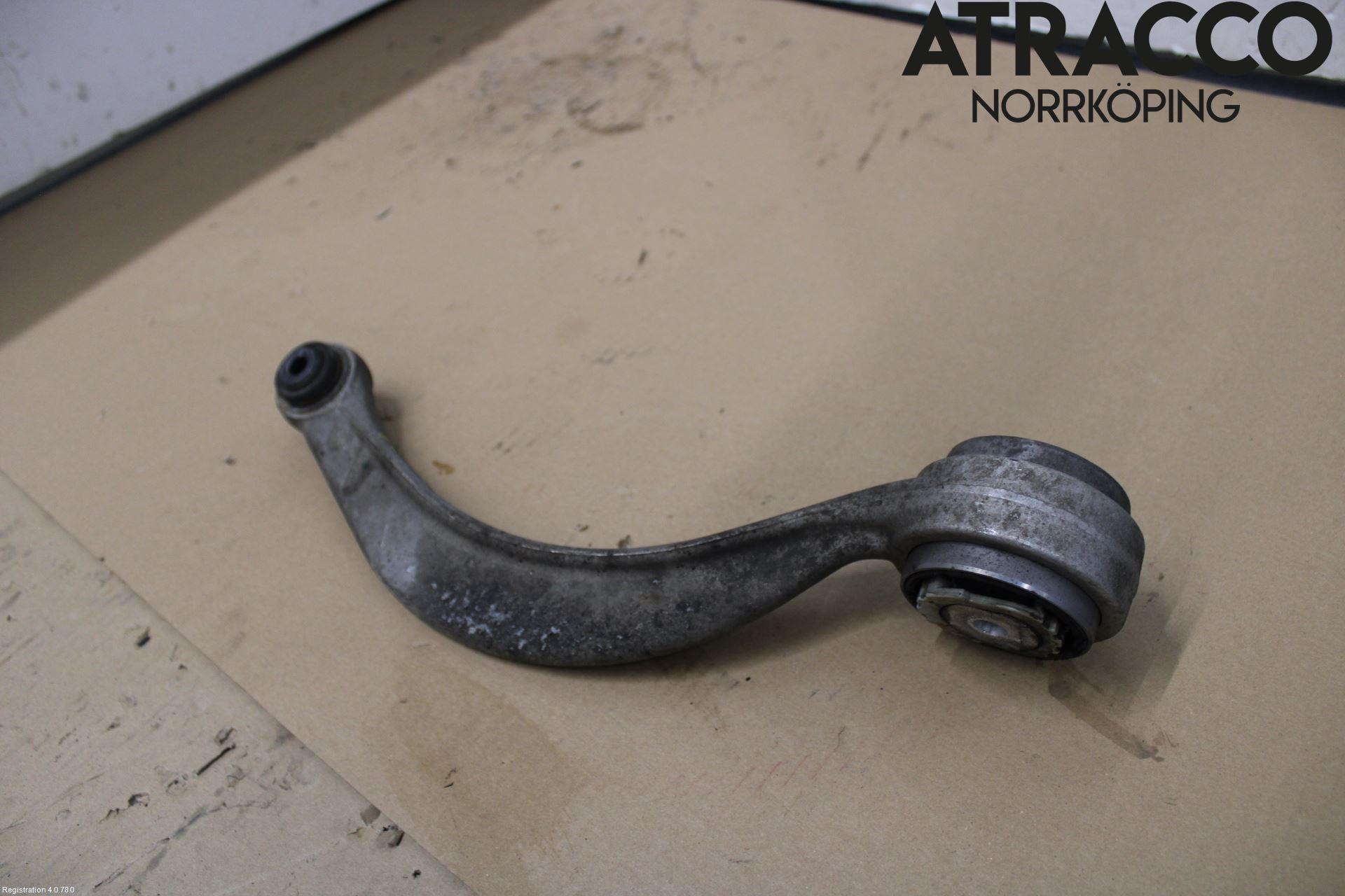 Jaguar XF 08-15 Bärarm Fram Undre Vä