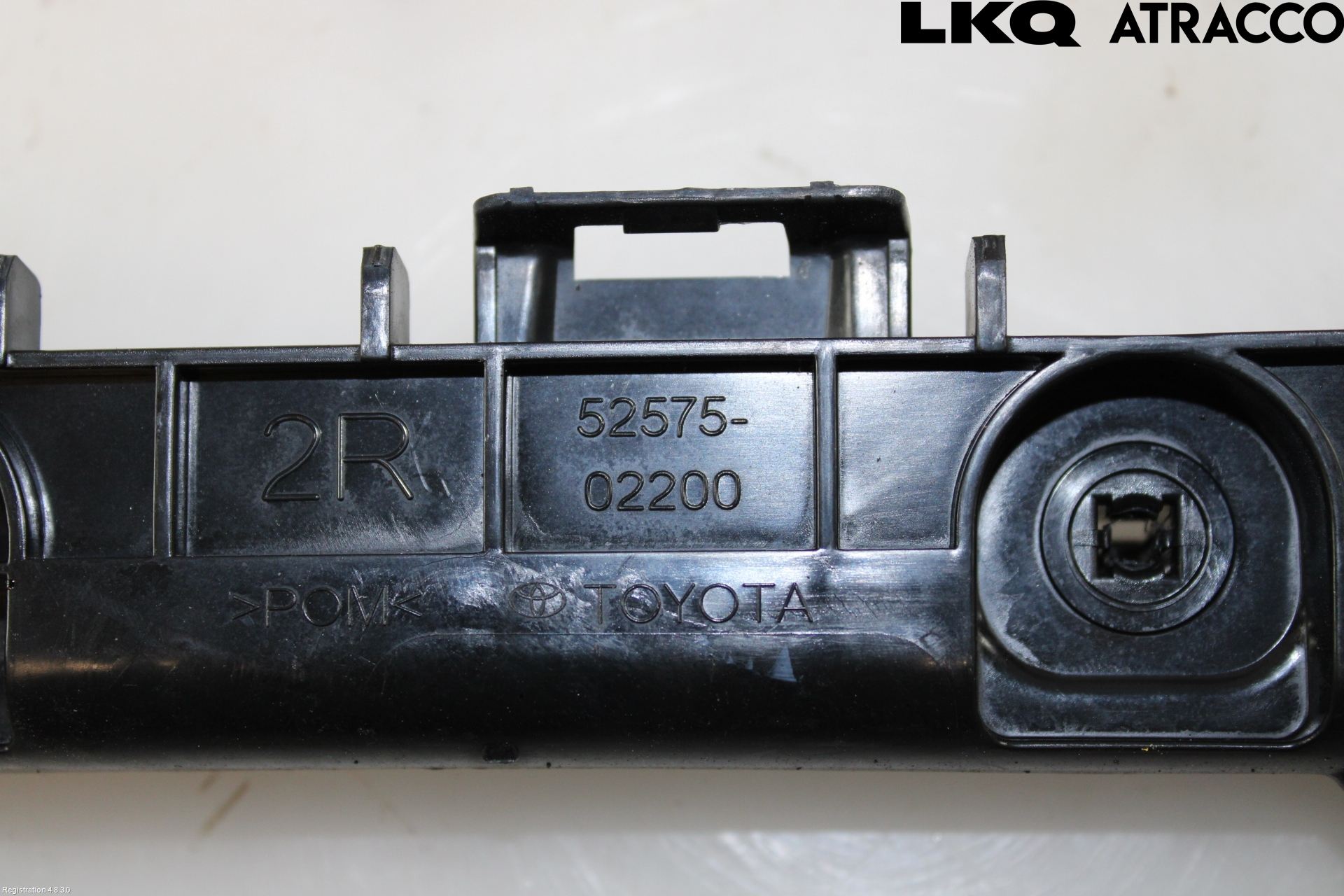 Toyota COROLLA 19- Stötfångarfäste Bak Hö