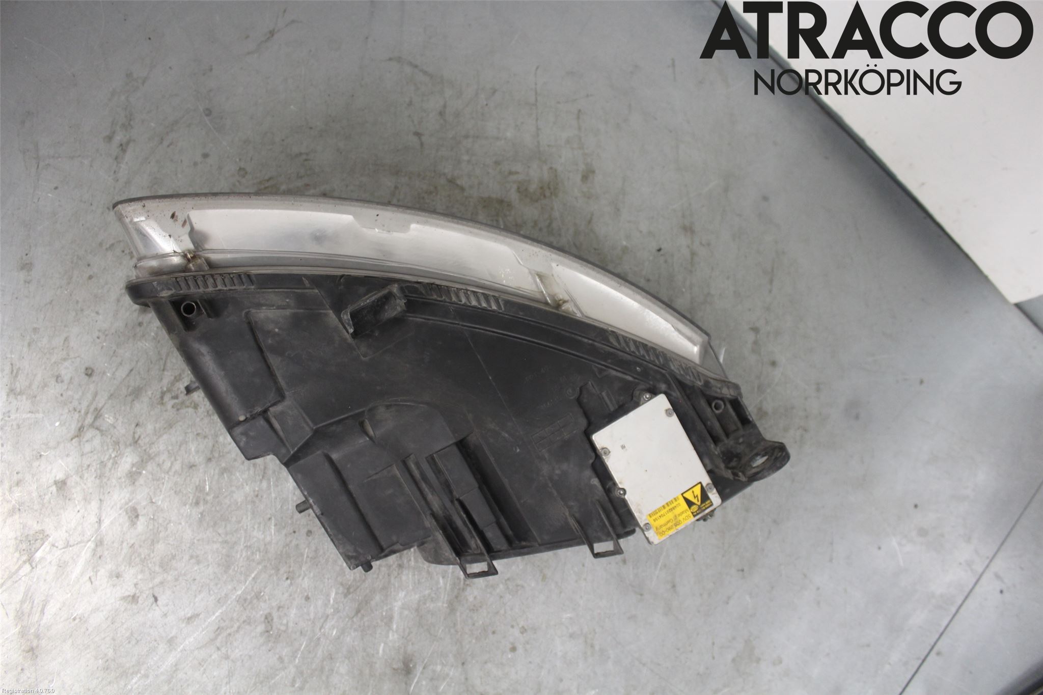 Audi A6/S6     05-11 Strålkastare Vänster