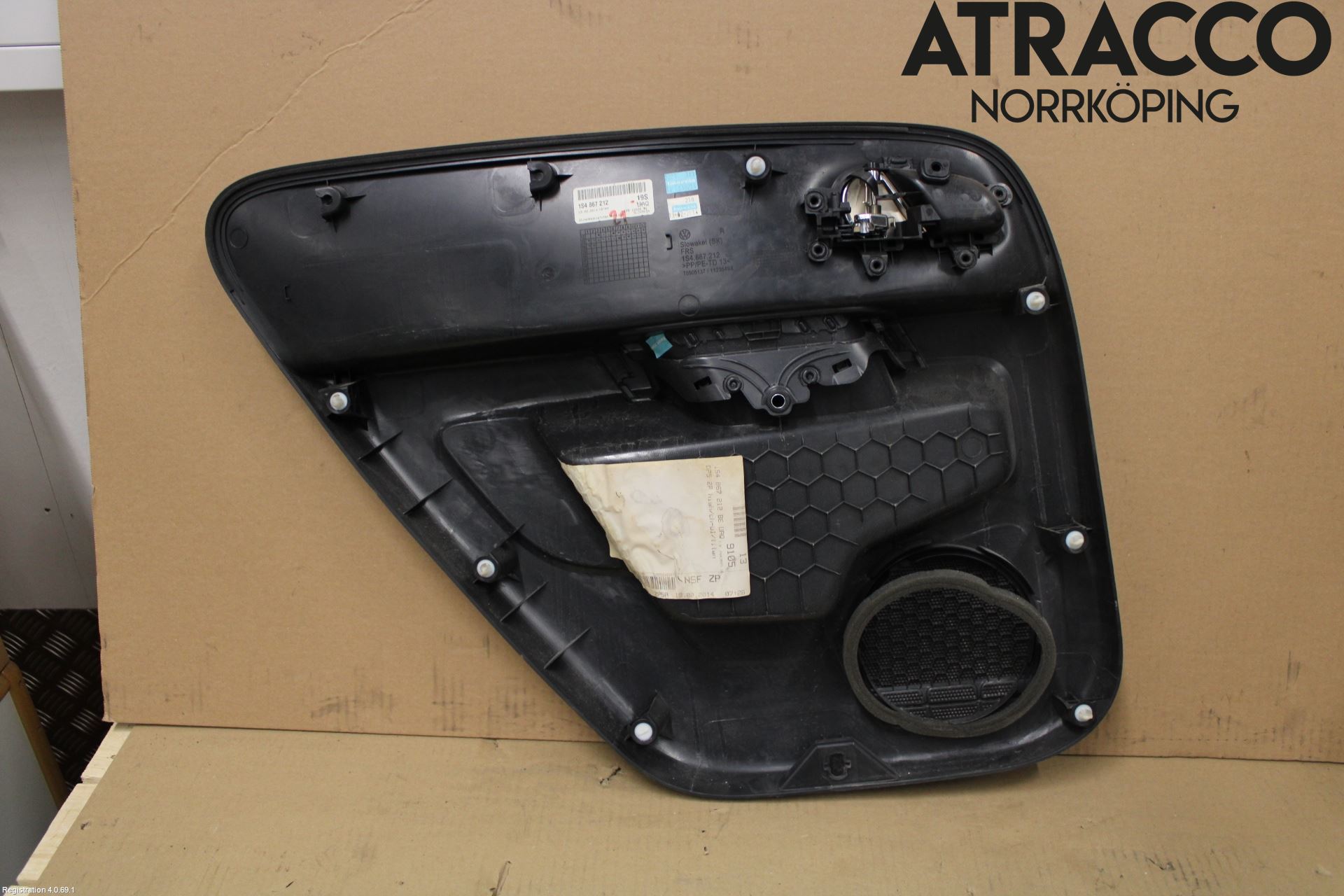 Volkswagen VW UP! / E-UP! Dörrklädsel Hö