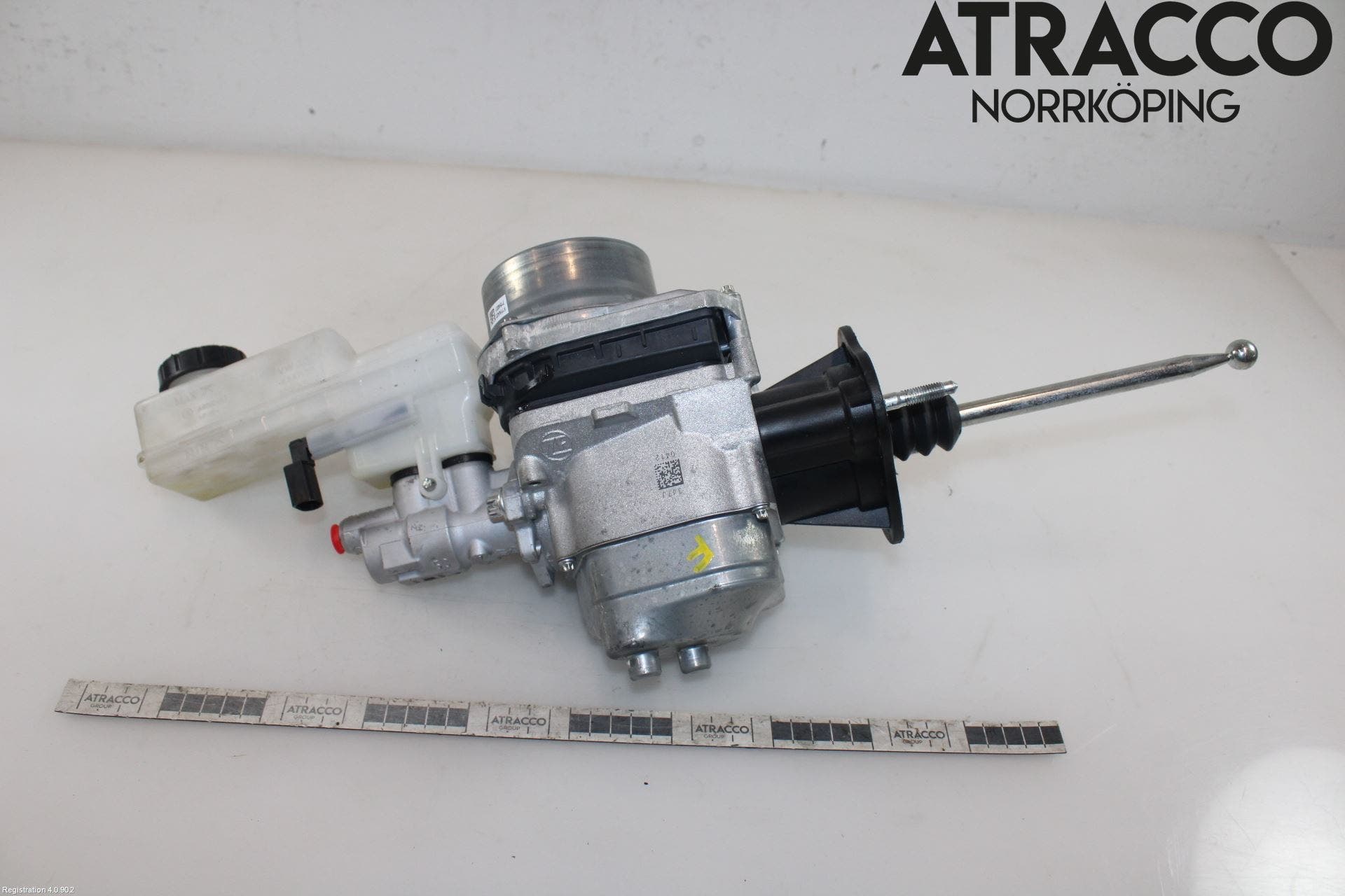 Audi Q4 E-TRON FZ 22- Bromsservo