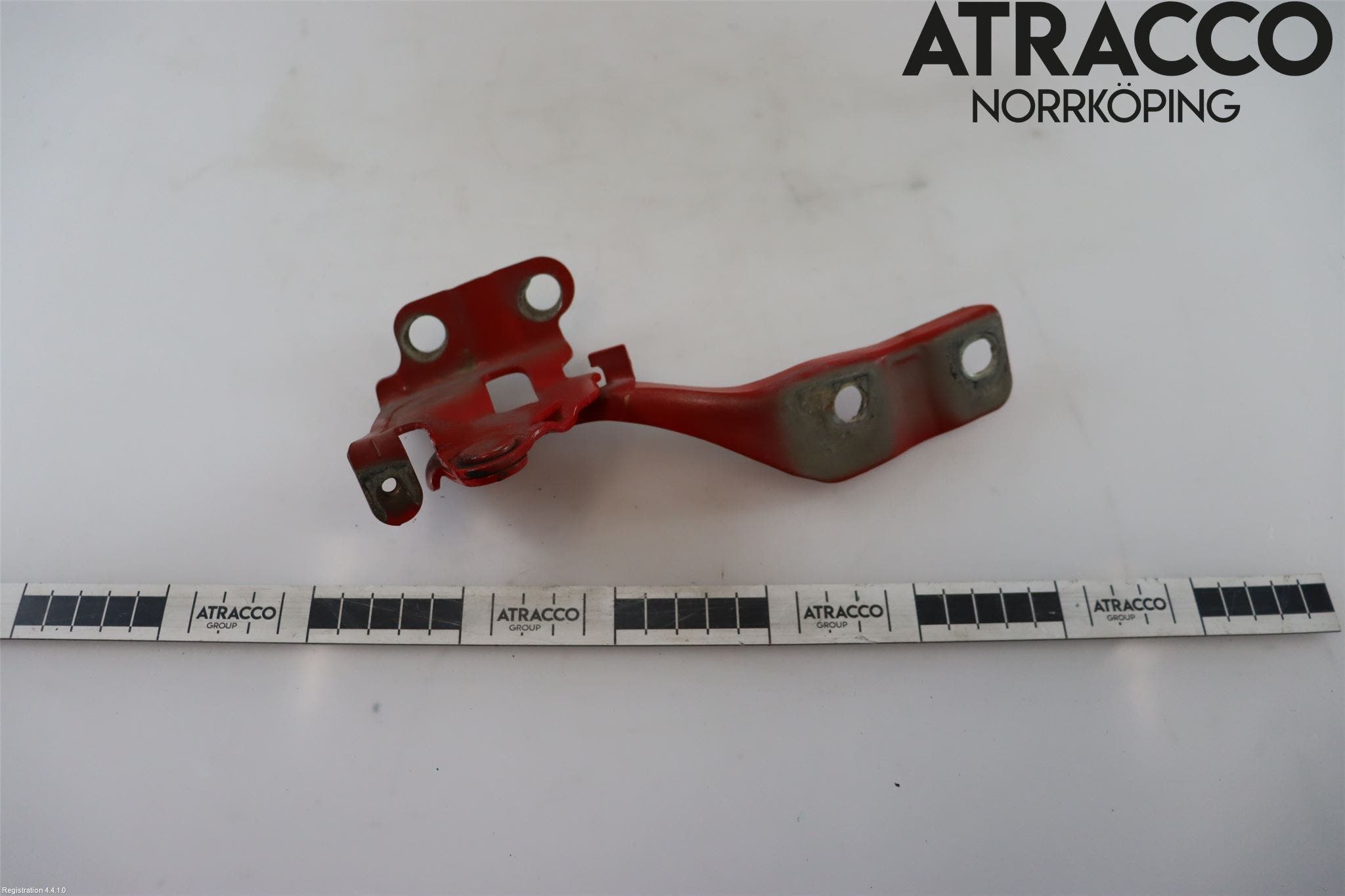 Hyundai i20 PB 09-14 Huvgångjärn